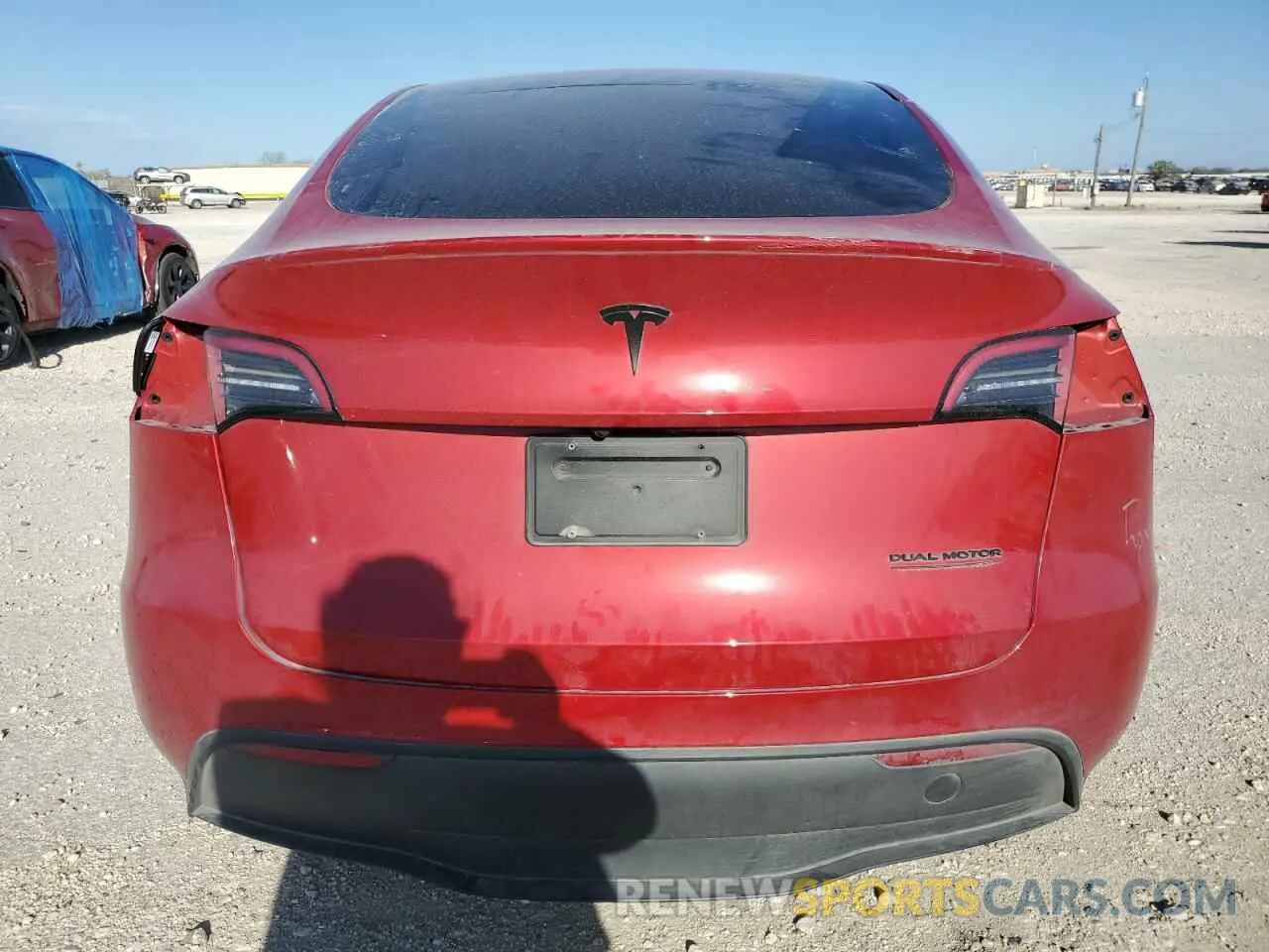 6 Photograph of a damaged car 7SAYGDEE6PA141189 TESLA MODEL Y 2023