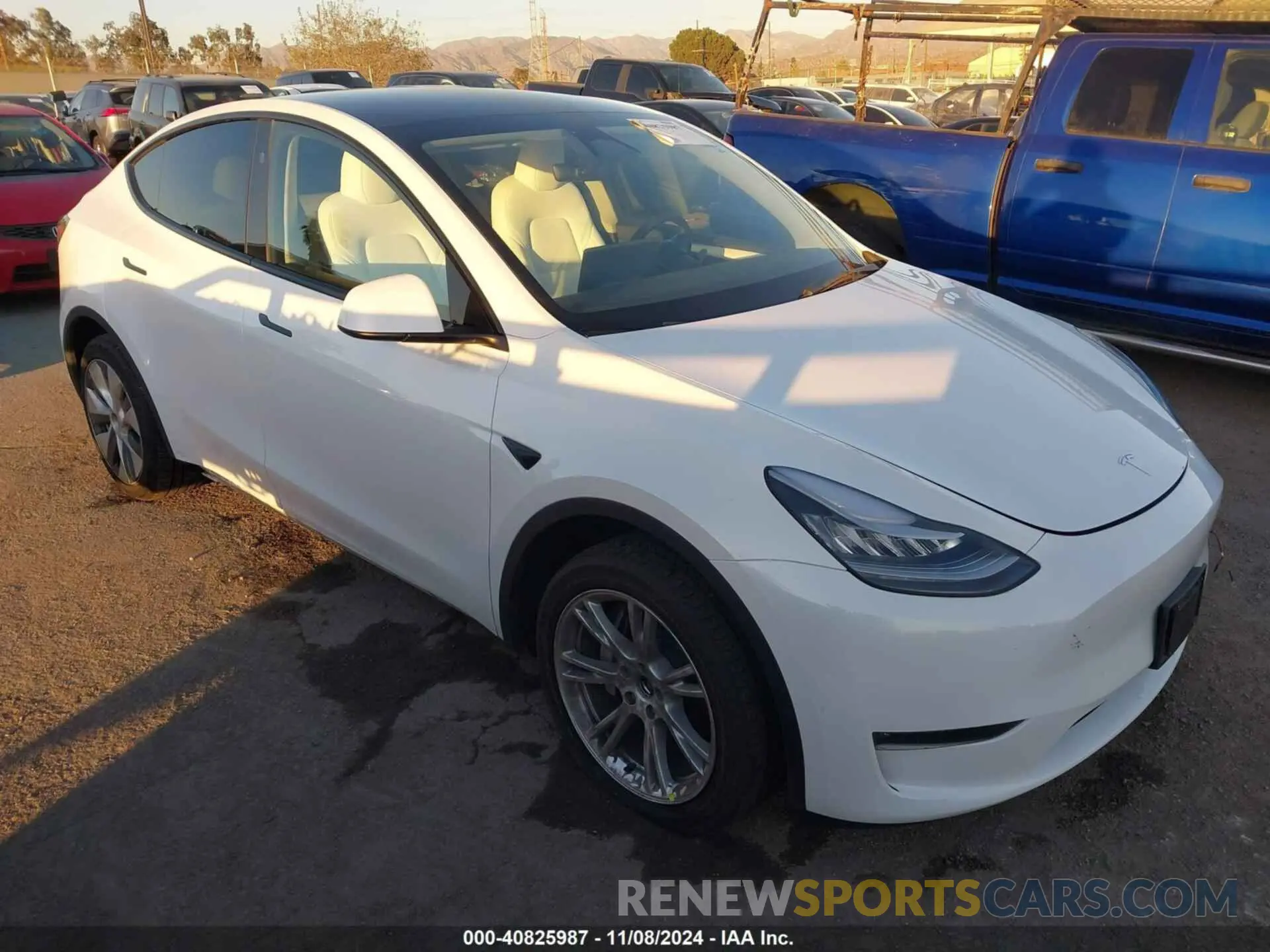 1 Photograph of a damaged car 7SAYGDEE6PA141709 TESLA MODEL Y 2023