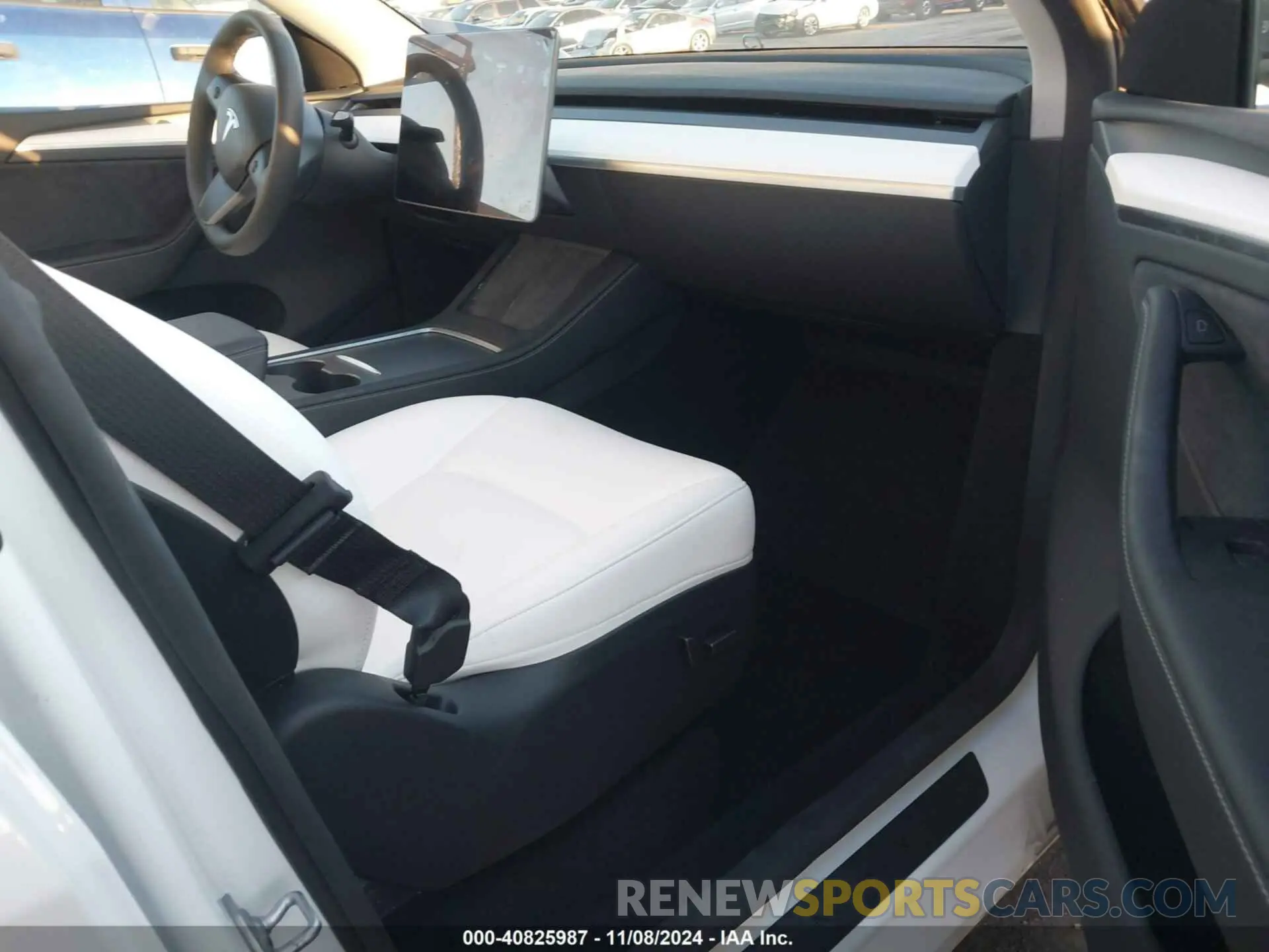 5 Photograph of a damaged car 7SAYGDEE6PA141709 TESLA MODEL Y 2023