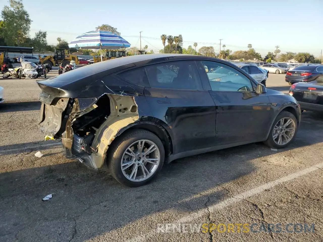 3 Photograph of a damaged car 7SAYGDEE6PA144044 TESLA MODEL Y 2023