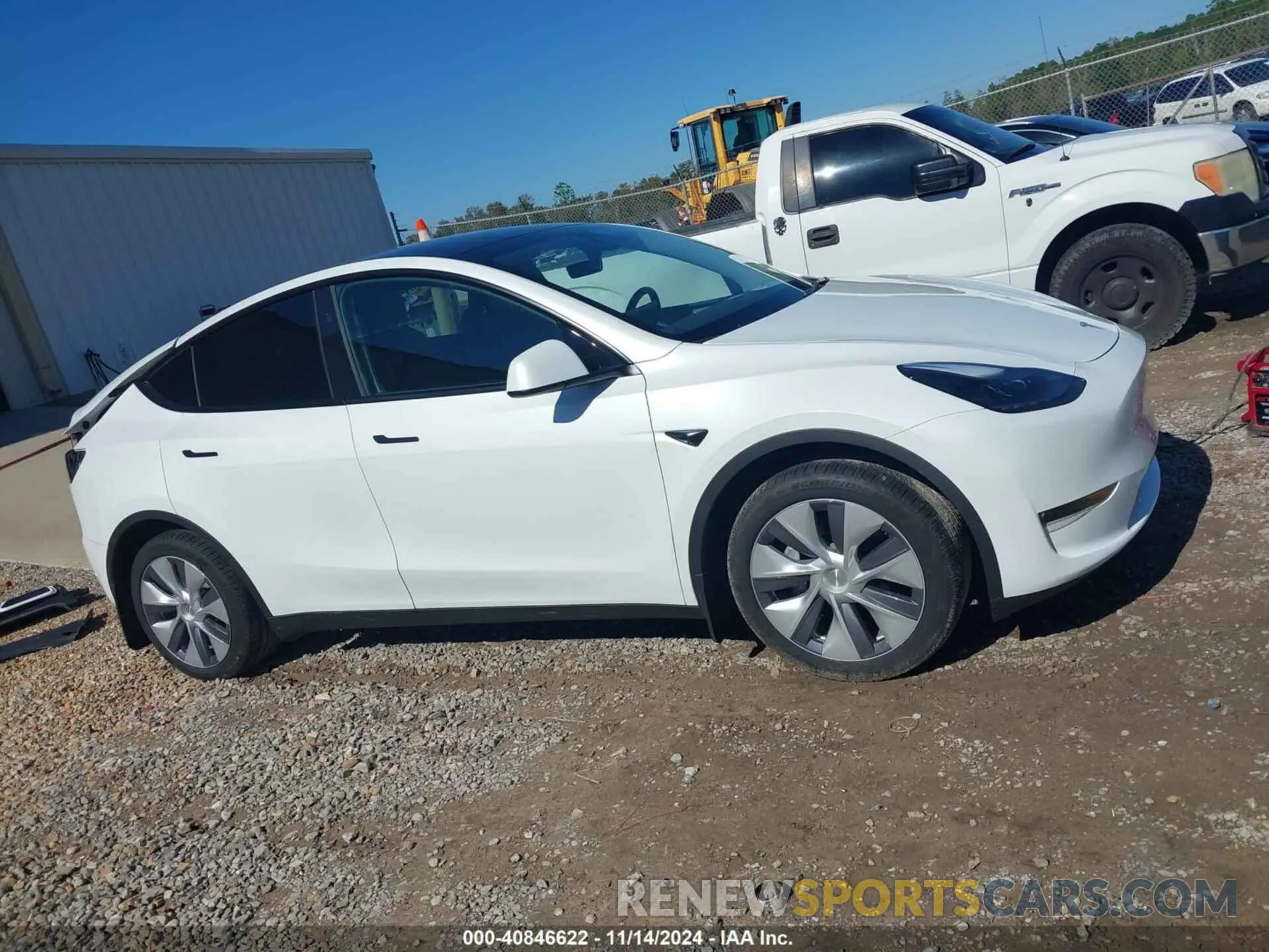 14 Photograph of a damaged car 7SAYGDEE6PA162723 TESLA MODEL Y 2023