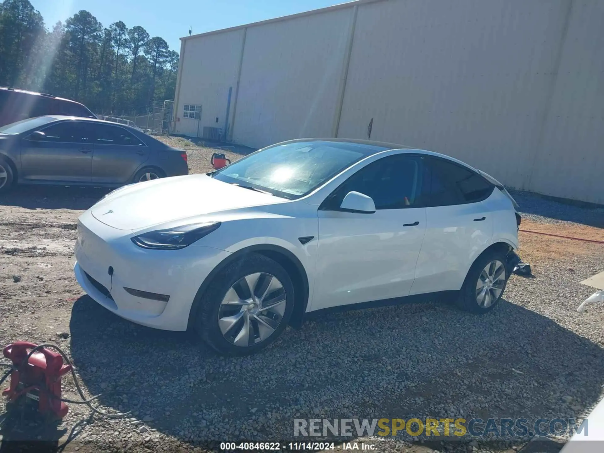 15 Photograph of a damaged car 7SAYGDEE6PA162723 TESLA MODEL Y 2023