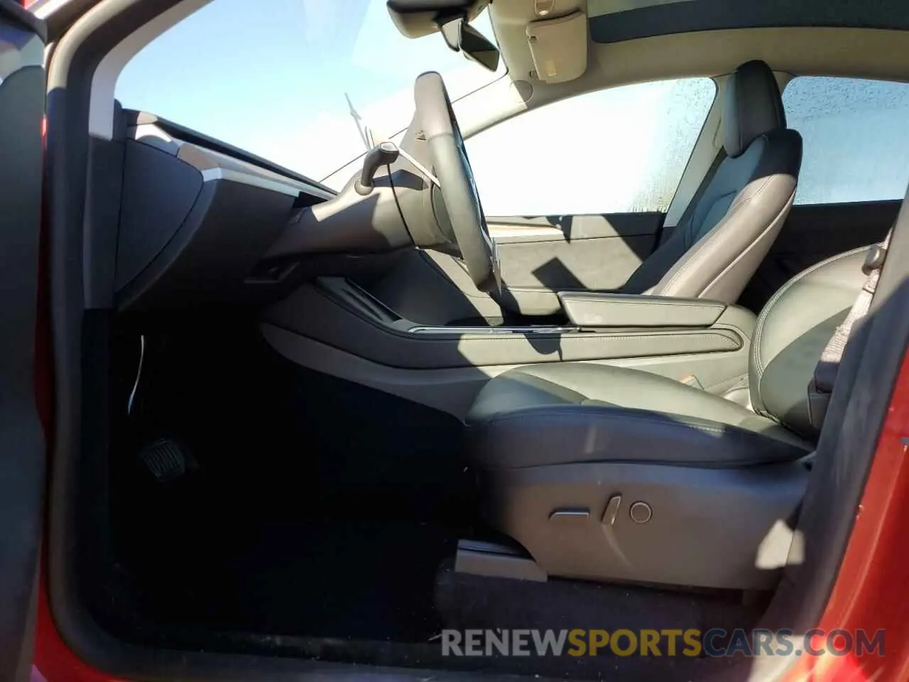 7 Photograph of a damaged car 7SAYGDEE6PA167386 TESLA MODEL Y 2023