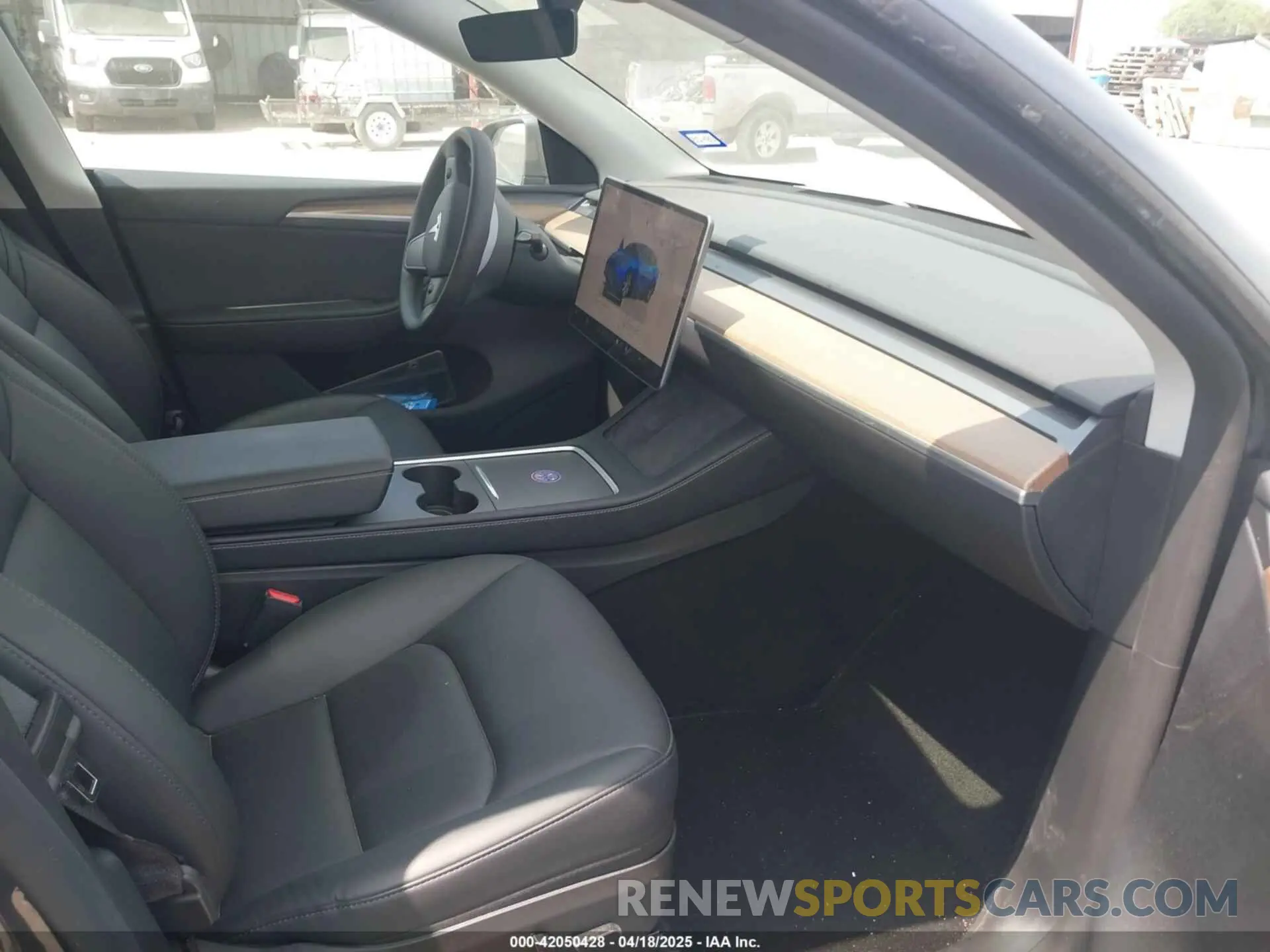 5 Photograph of a damaged car 7SAYGDEE6PA169168 TESLA MODEL Y 2023