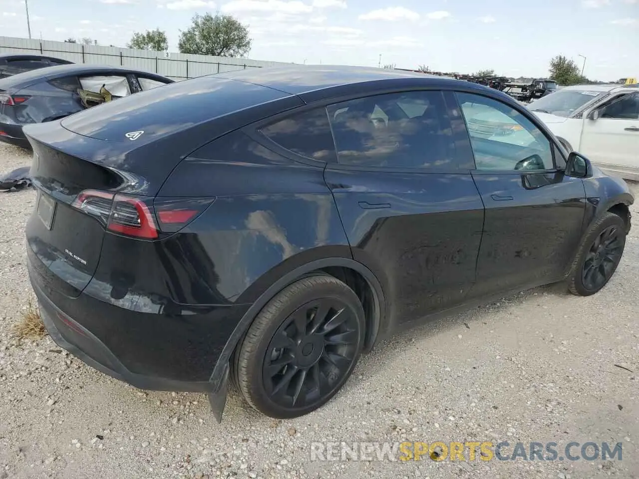 3 Photograph of a damaged car 7SAYGDEE6PA169185 TESLA MODEL Y 2023