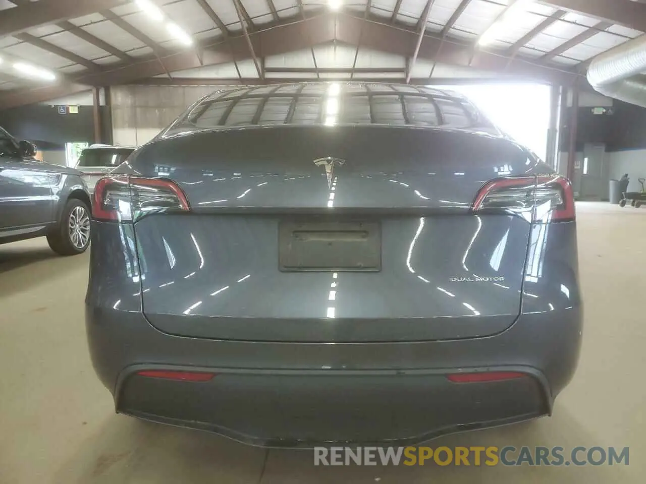 6 Photograph of a damaged car 7SAYGDEE6PA179733 TESLA MODEL Y 2023