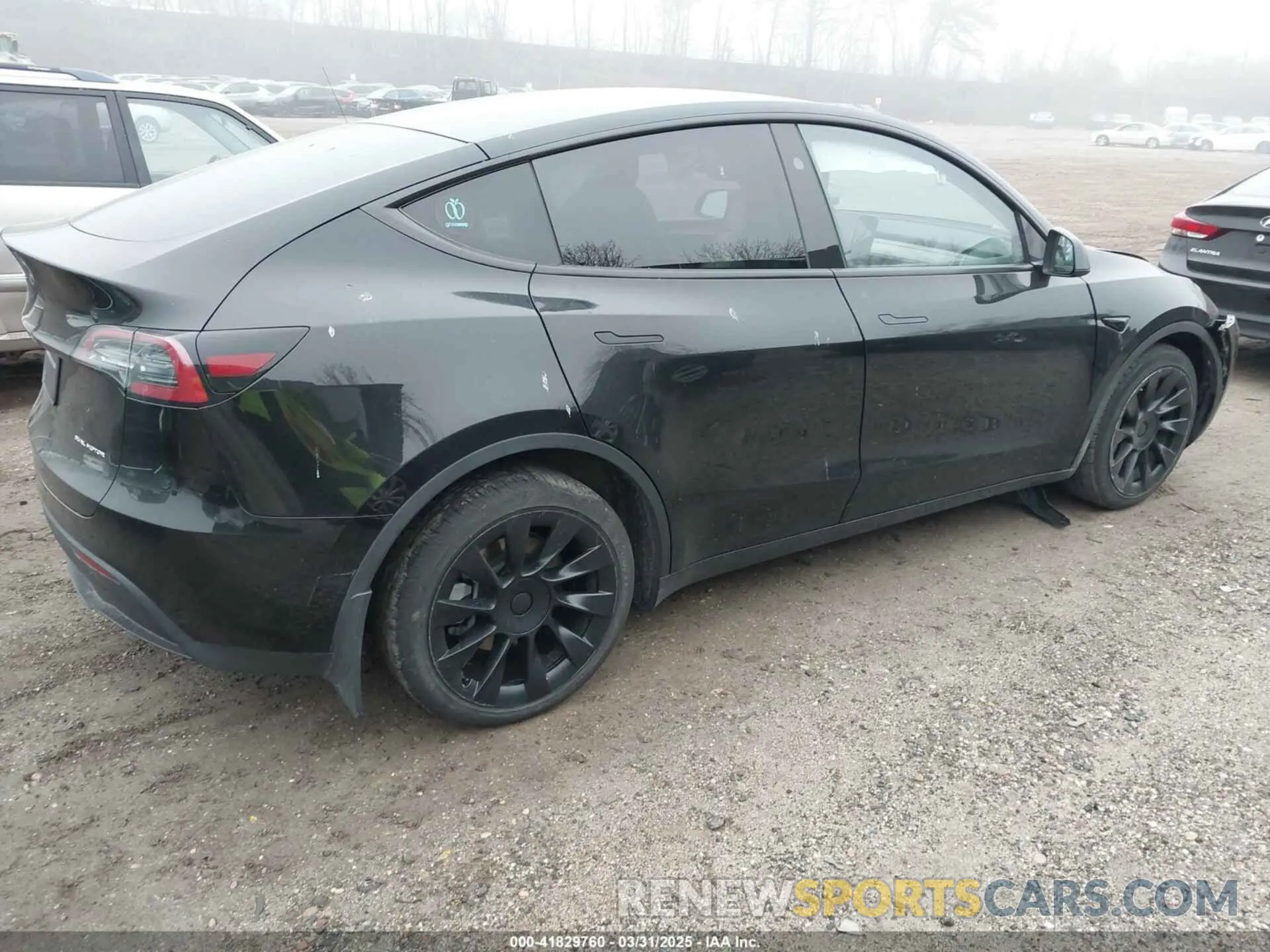 4 Photograph of a damaged car 7SAYGDEE6PA180980 TESLA MODEL Y 2023
