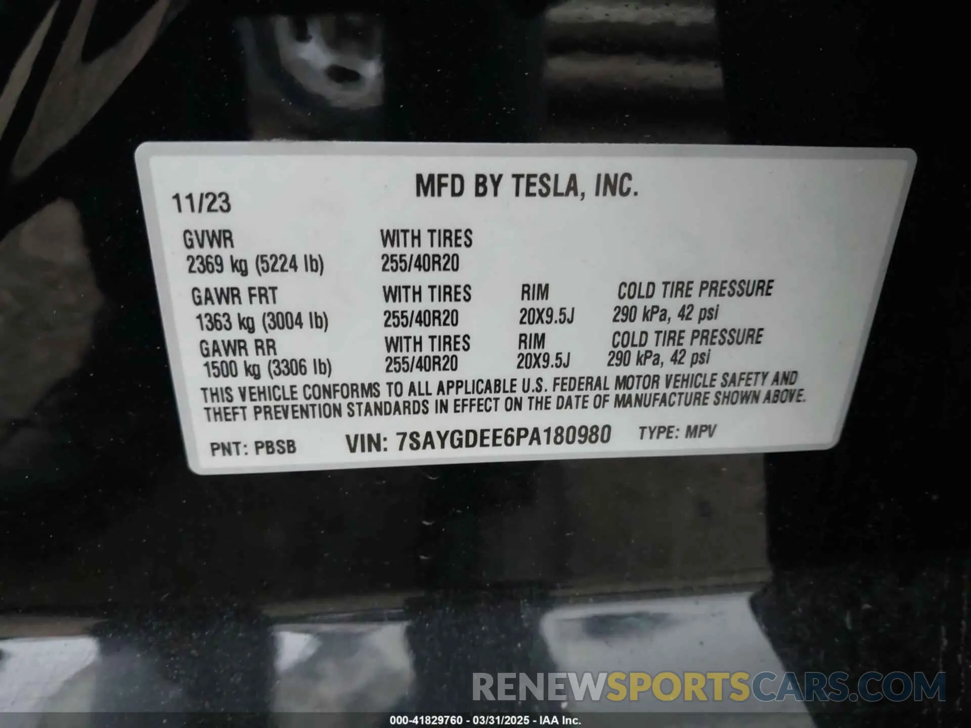 9 Photograph of a damaged car 7SAYGDEE6PA180980 TESLA MODEL Y 2023