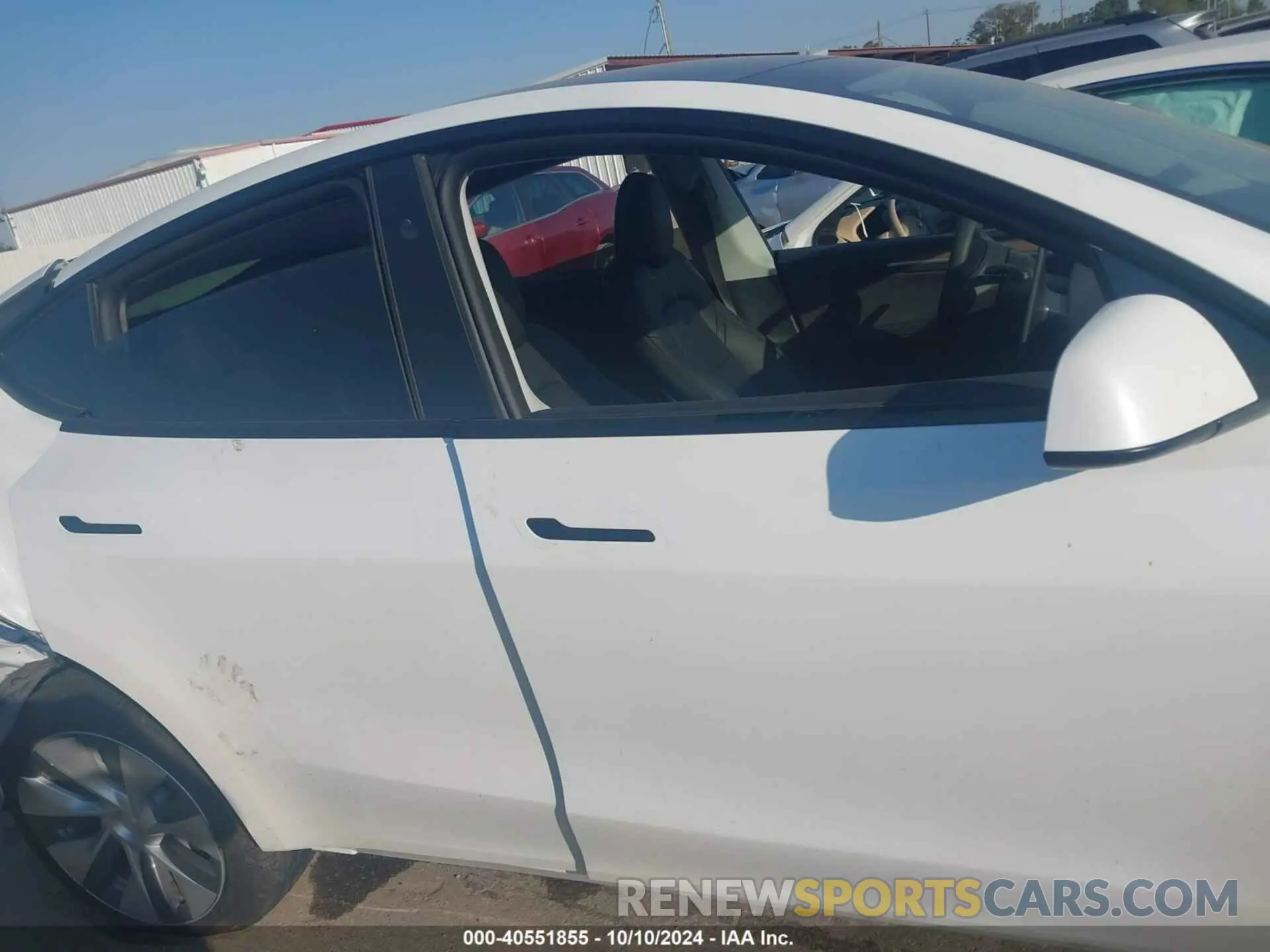 12 Photograph of a damaged car 7SAYGDEE6PA184740 TESLA MODEL Y 2023