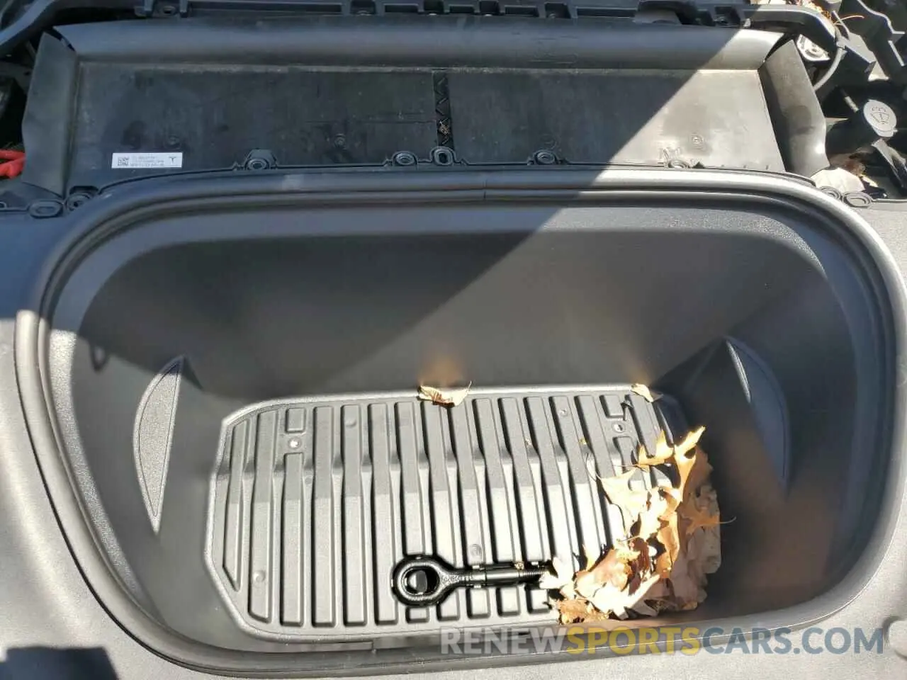 11 Photograph of a damaged car 7SAYGDEE6PA185502 TESLA MODEL Y 2023