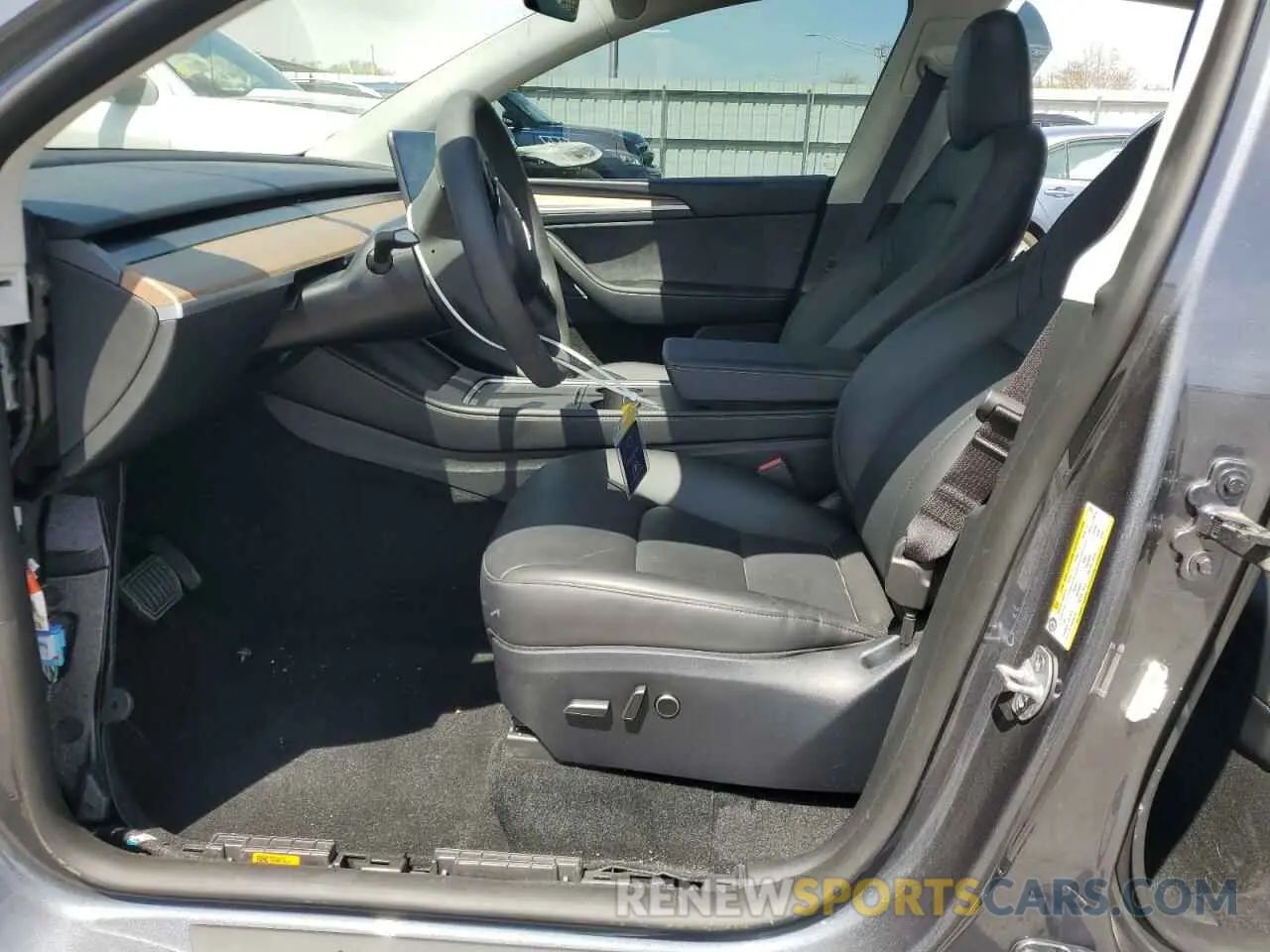 7 Photograph of a damaged car 7SAYGDEE6PA185502 TESLA MODEL Y 2023