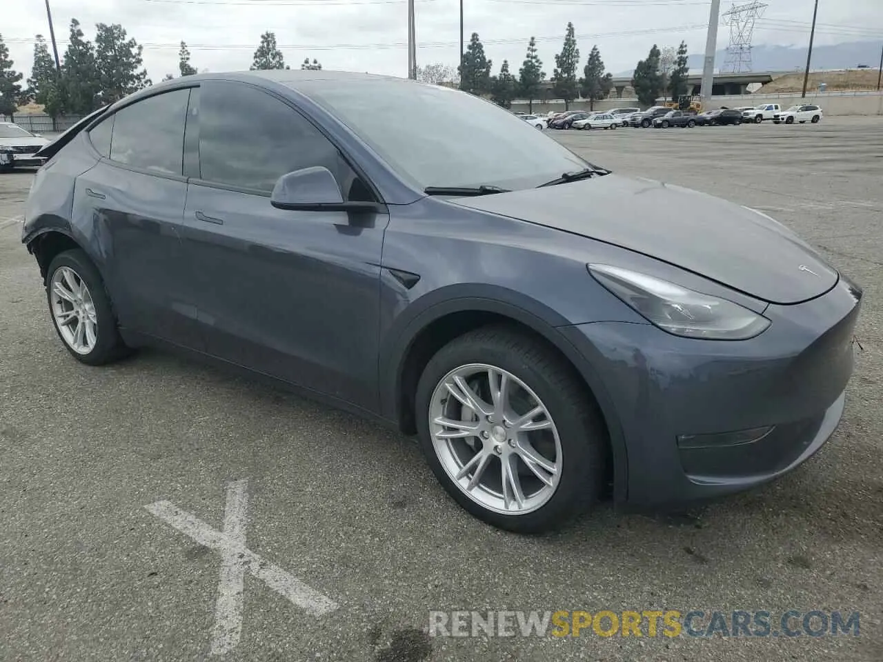 4 Photograph of a damaged car 7SAYGDEE6PA190523 TESLA MODEL Y 2023