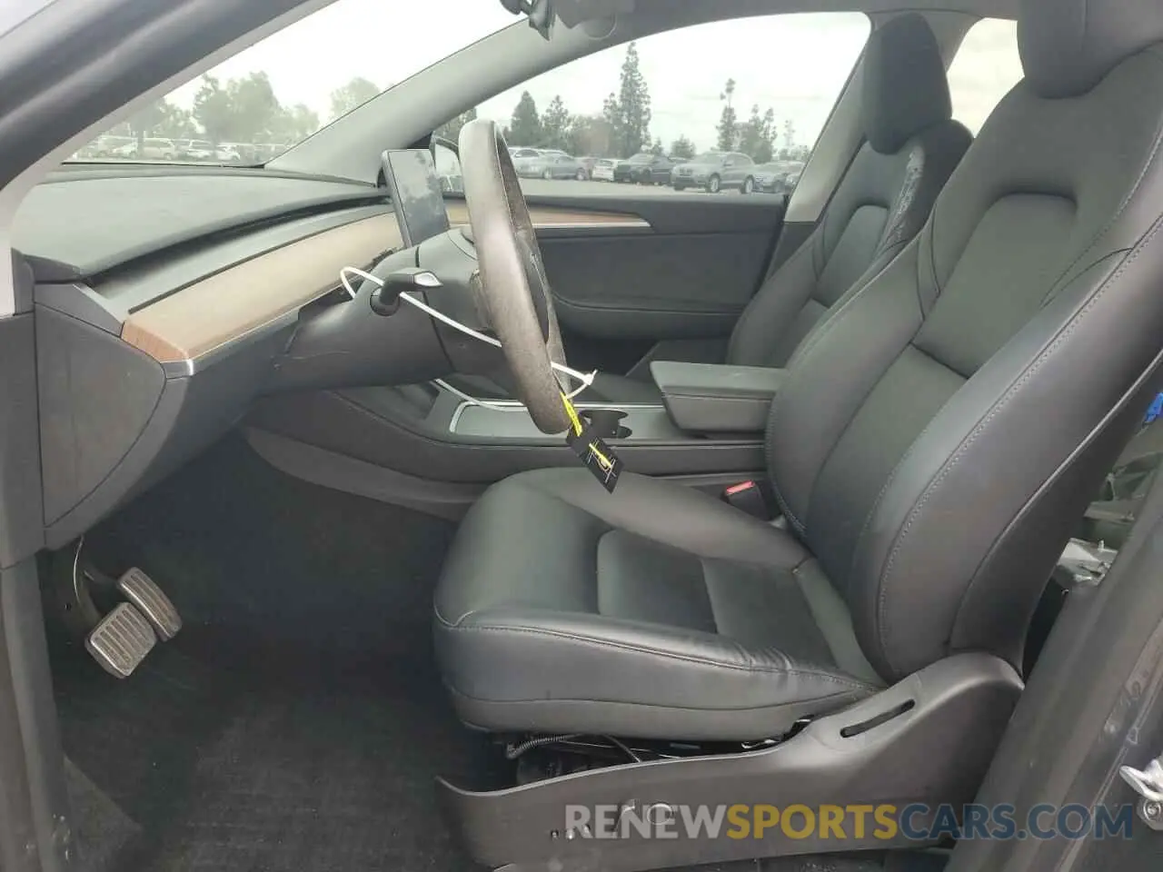 7 Photograph of a damaged car 7SAYGDEE6PA190523 TESLA MODEL Y 2023