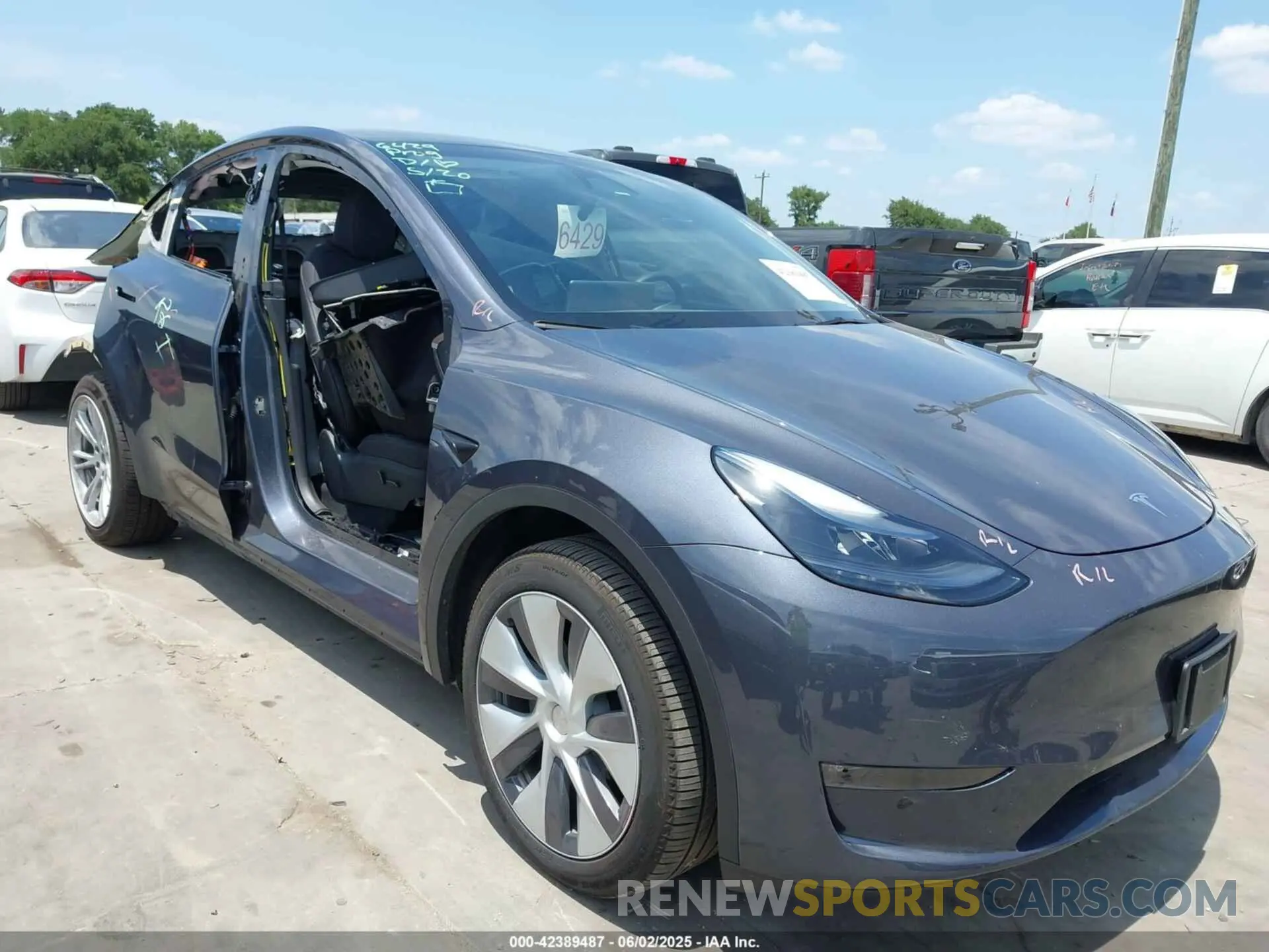 1 Photograph of a damaged car 7SAYGDEE6PA196760 TESLA MODEL Y 2023