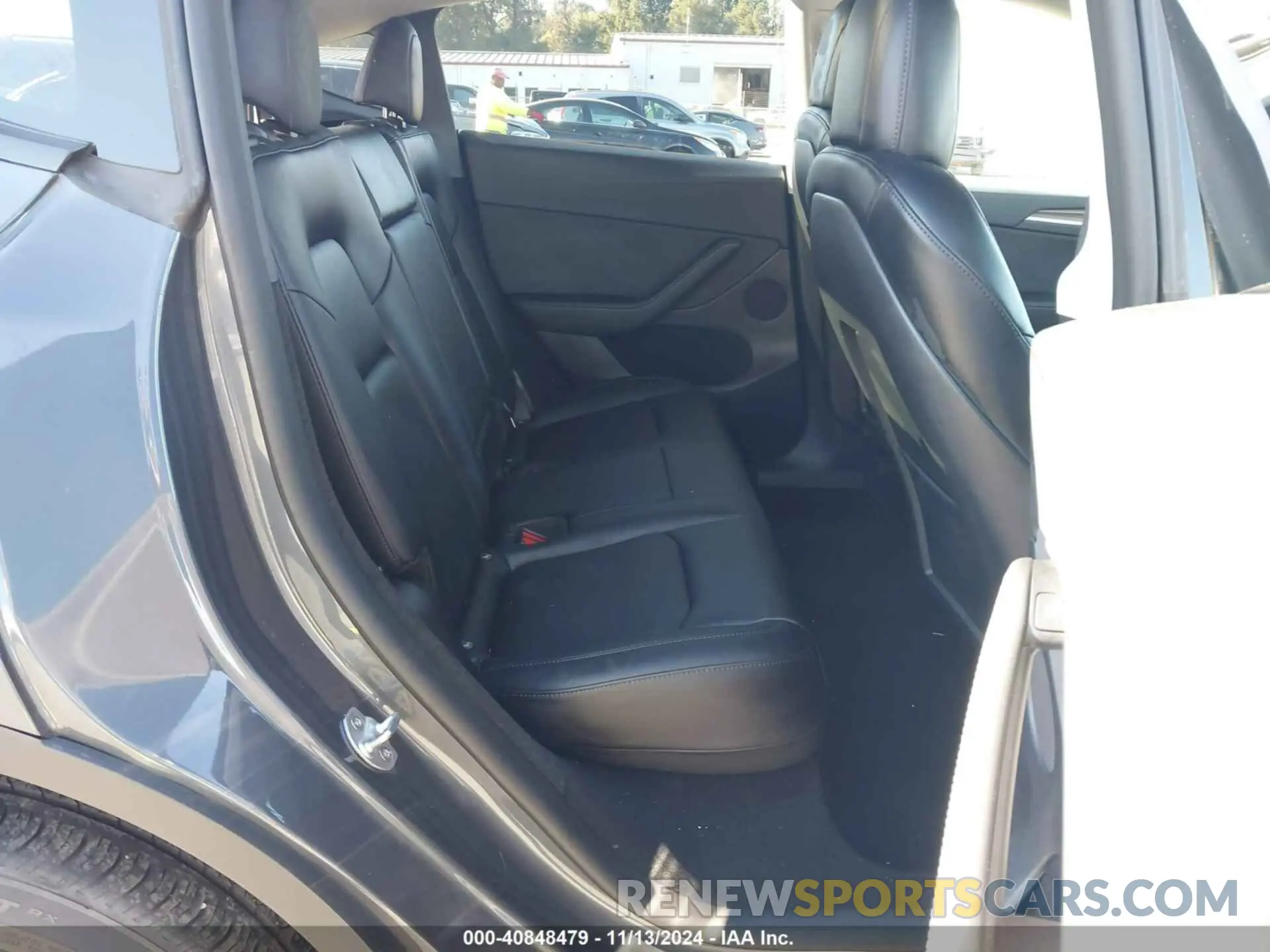 8 Photograph of a damaged car 7SAYGDEE6PF596126 TESLA MODEL Y 2023
