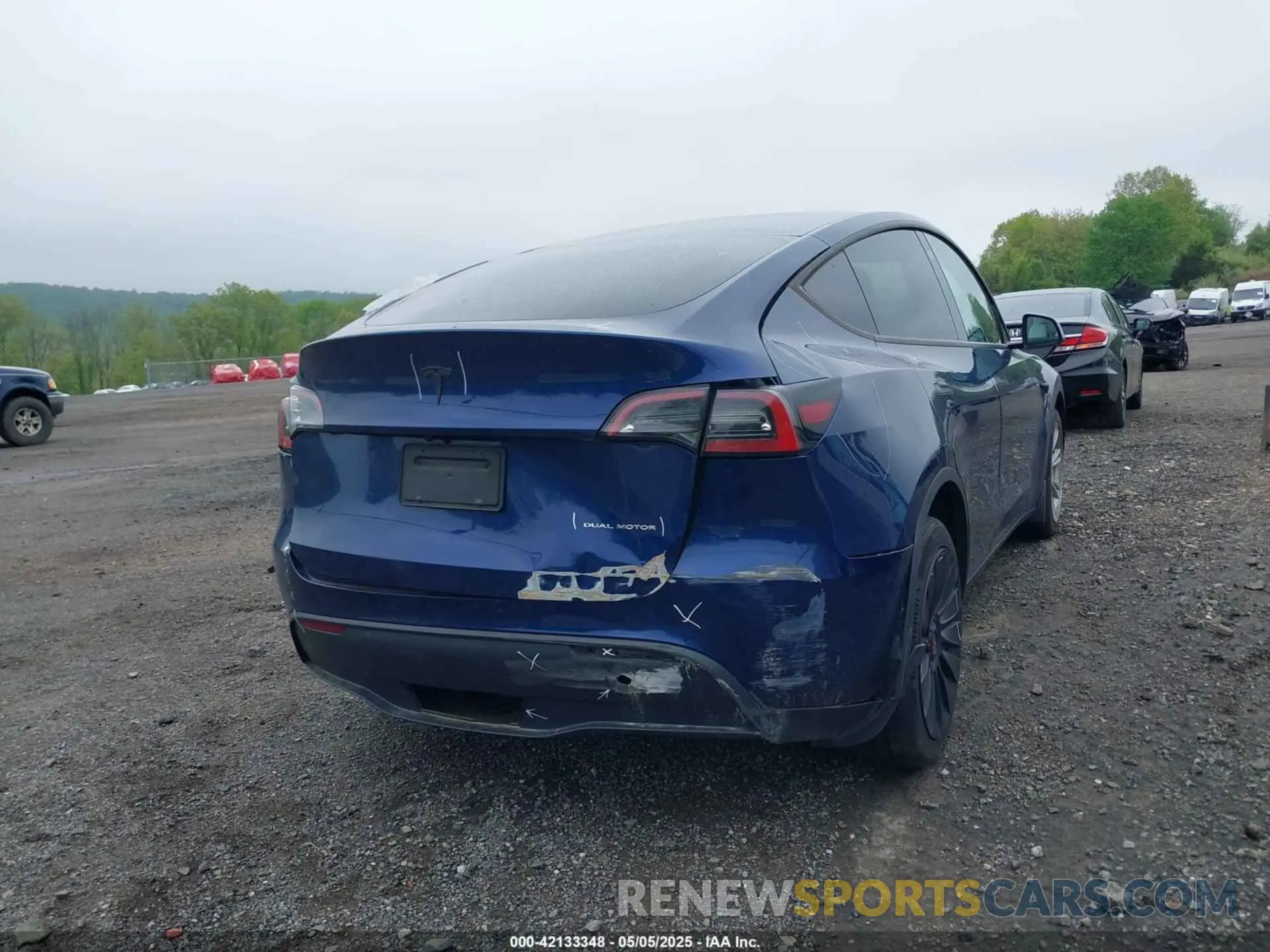 6 Photograph of a damaged car 7SAYGDEE6PF603981 TESLA MODEL Y 2023