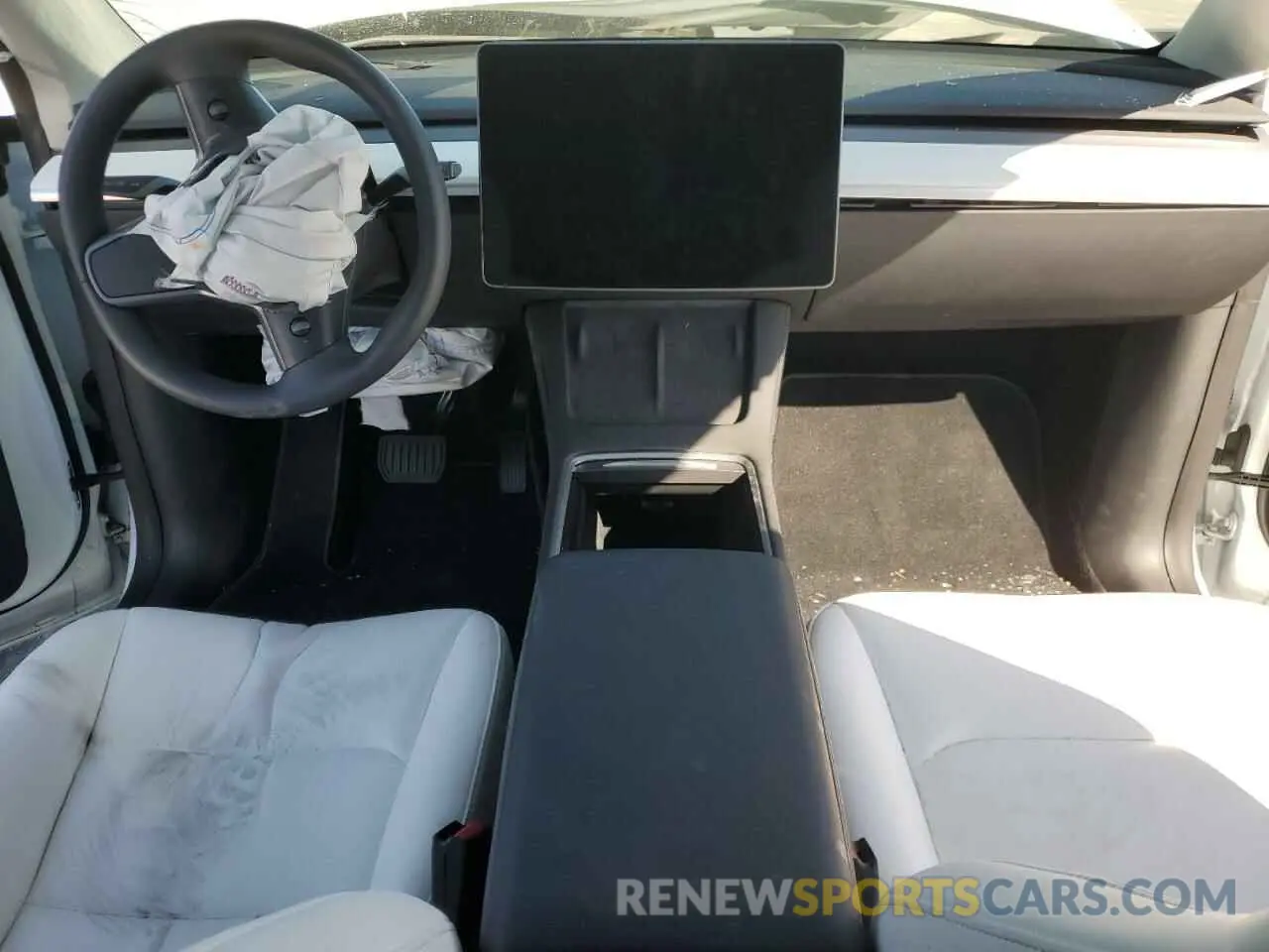 8 Photograph of a damaged car 7SAYGDEE6PF607576 TESLA MODEL Y 2023