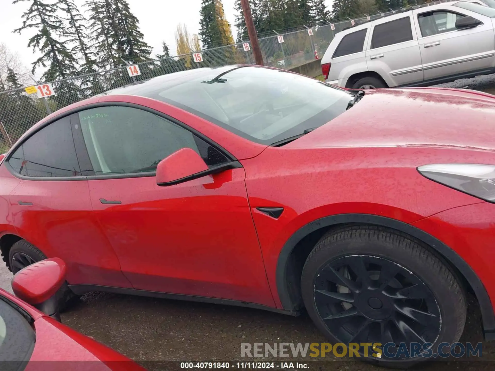14 Photograph of a damaged car 7SAYGDEE6PF648872 TESLA MODEL Y 2023