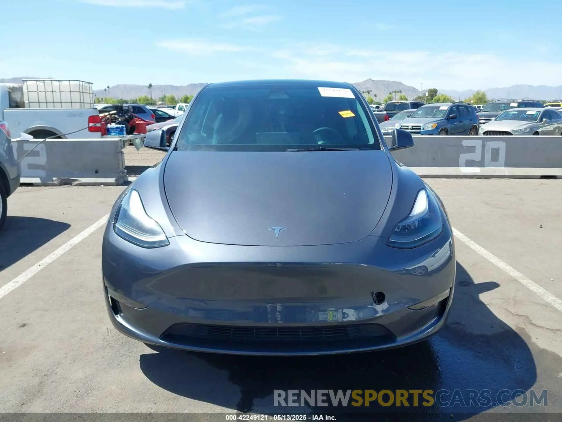 11 Photograph of a damaged car 7SAYGDEE6PF691155 TESLA MODEL Y 2023