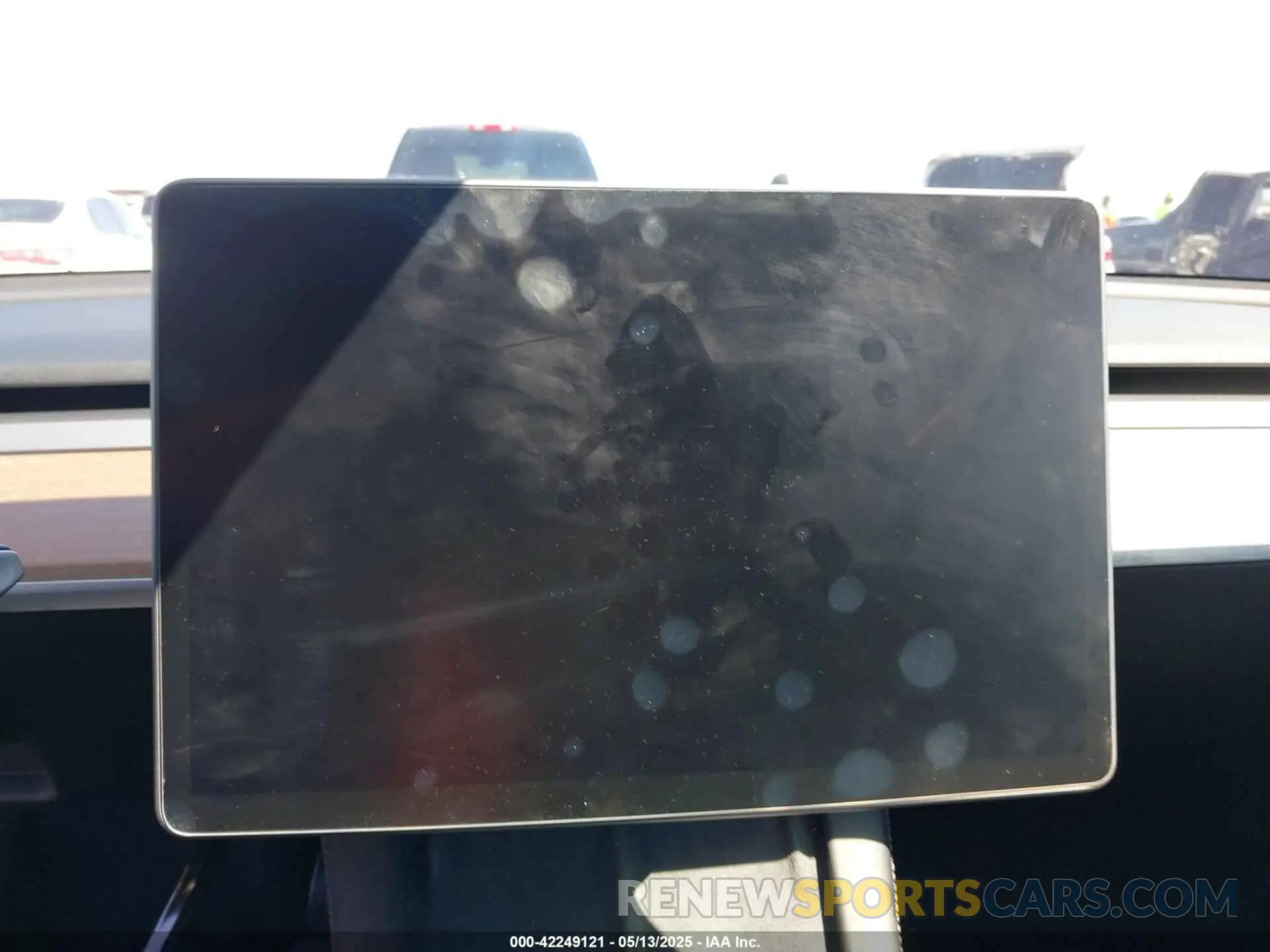 16 Photograph of a damaged car 7SAYGDEE6PF691155 TESLA MODEL Y 2023