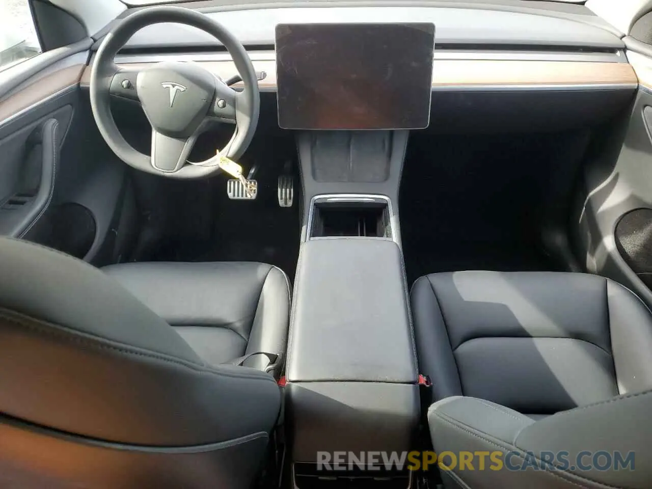 8 Photograph of a damaged car 7SAYGDEE6PF692970 TESLA MODEL Y 2023