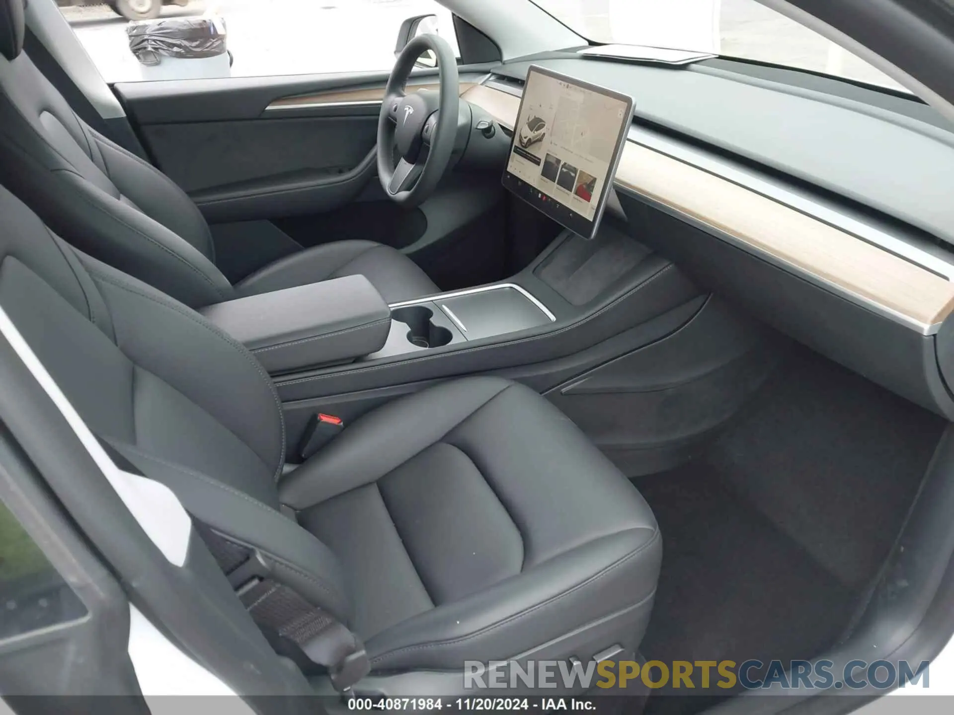 5 Photograph of a damaged car 7SAYGDEE6PF758451 TESLA MODEL Y 2023