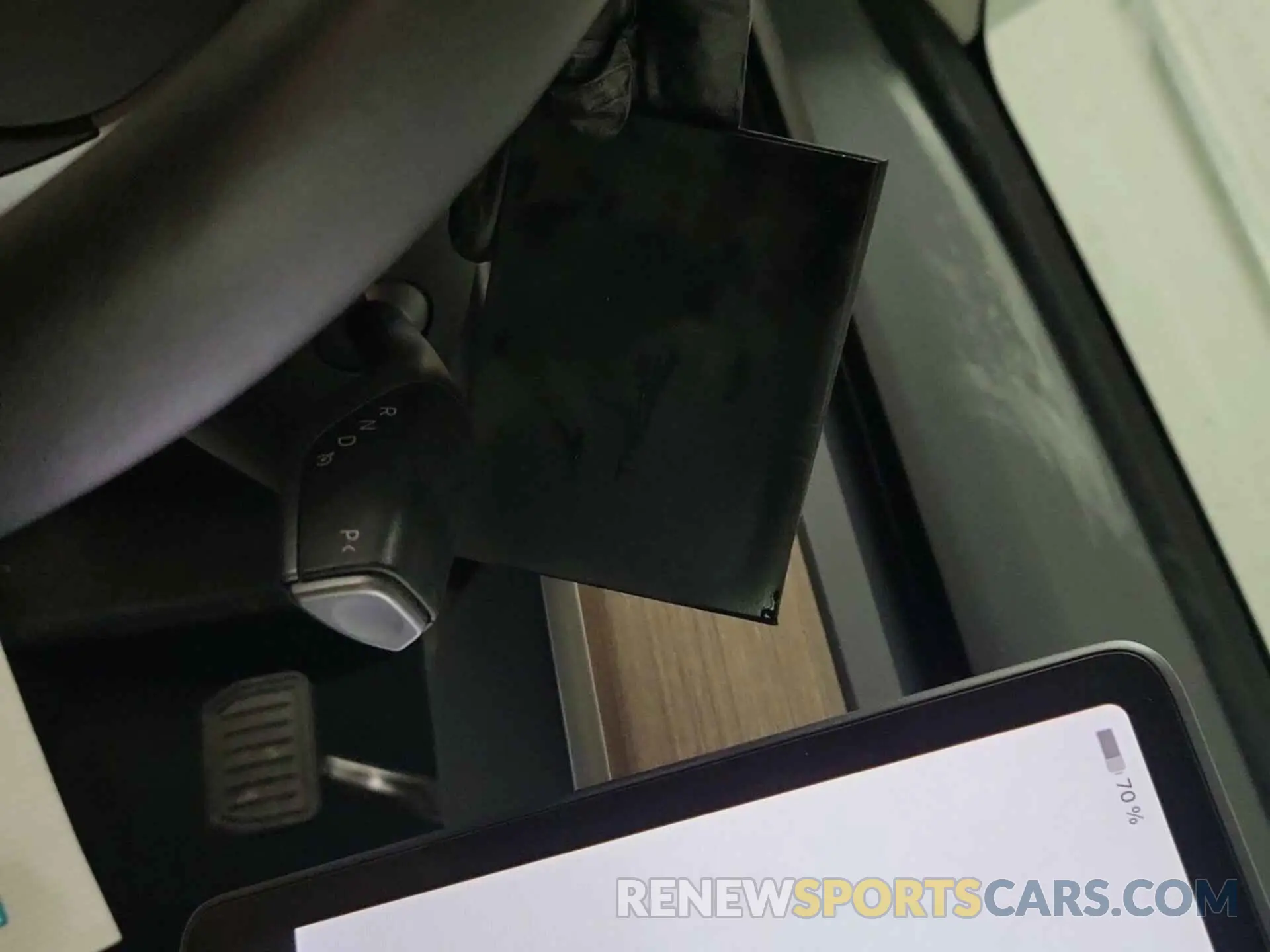 28 Photograph of a damaged car 7SAYGDEE6PF764900 TESLA MODEL Y 2023