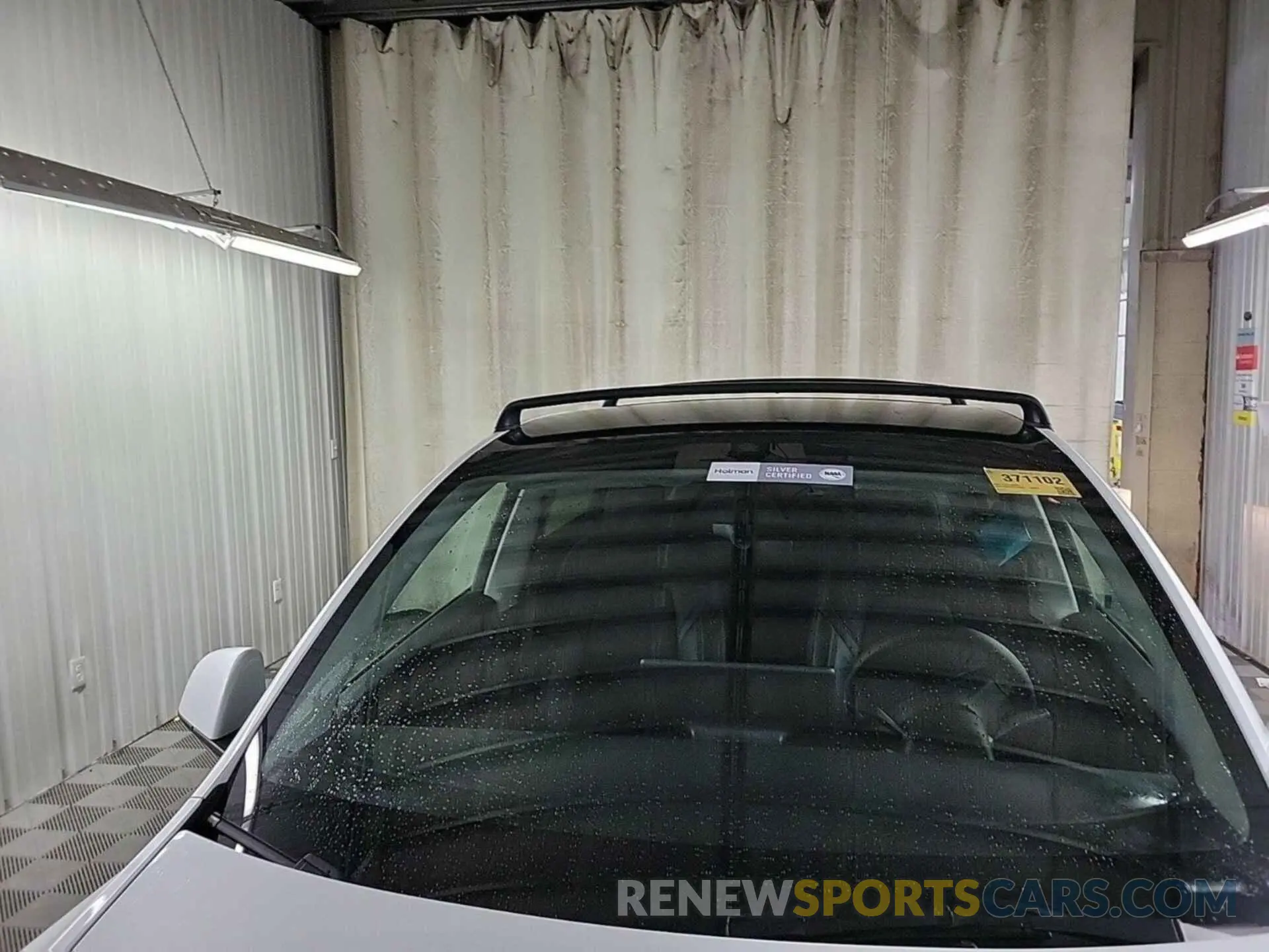 7 Photograph of a damaged car 7SAYGDEE6PF764900 TESLA MODEL Y 2023