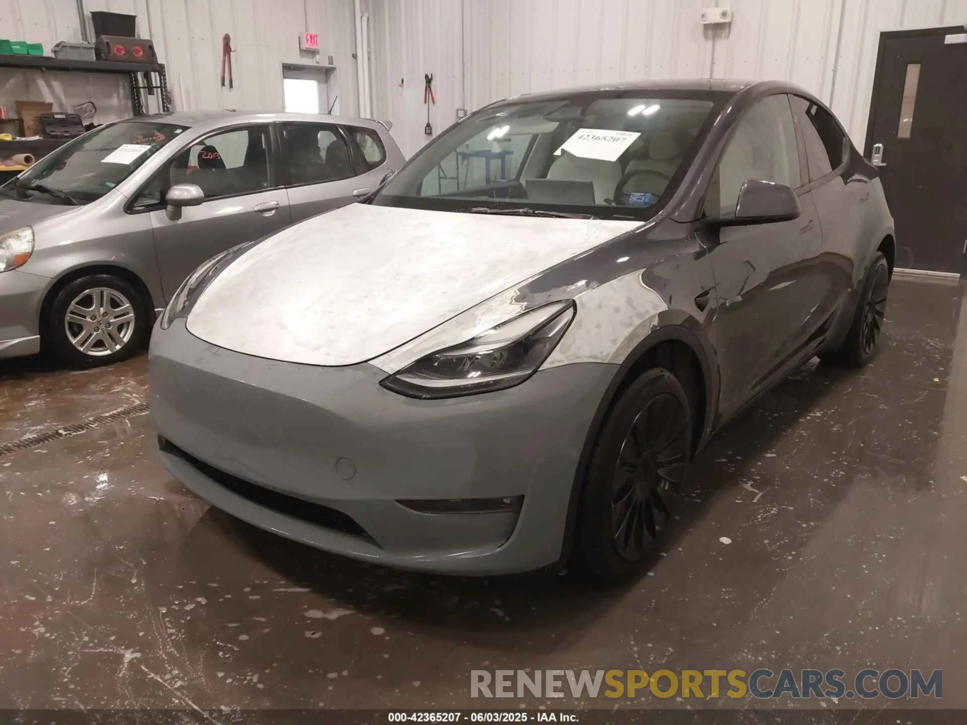 6 Photograph of a damaged car 7SAYGDEE6PF810984 TESLA MODEL Y 2023