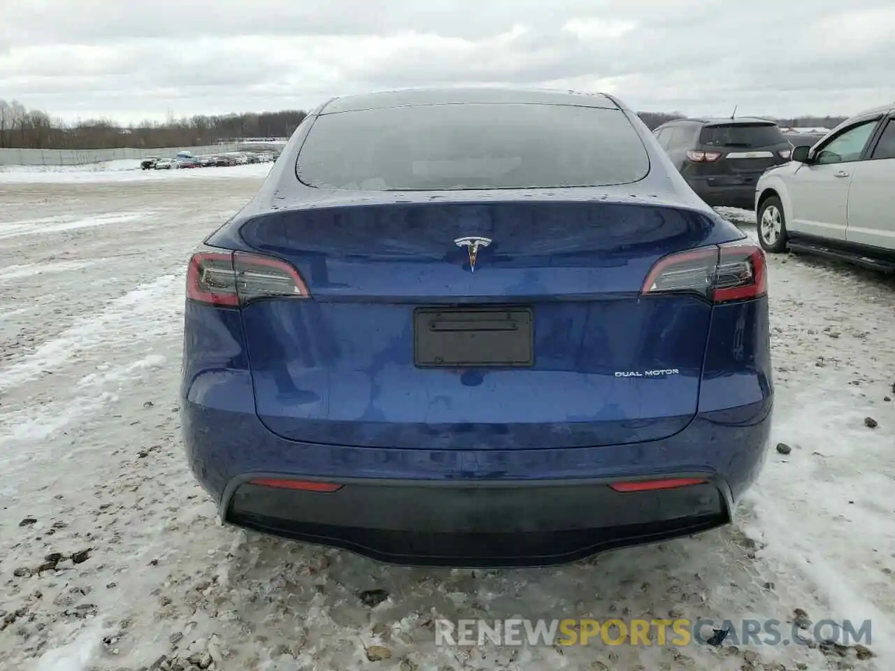 6 Photograph of a damaged car 7SAYGDEE6PF817224 TESLA MODEL Y 2023