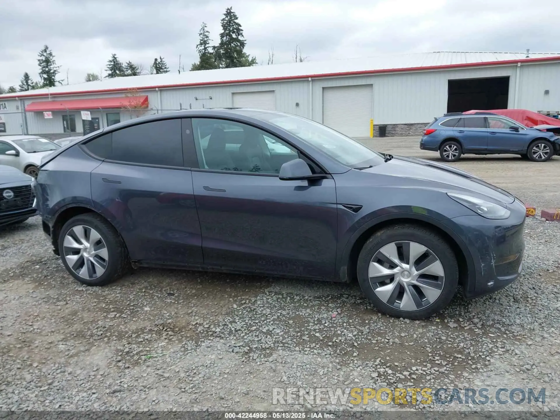 14 Photograph of a damaged car 7SAYGDEE6PF844200 TESLA MODEL Y 2023