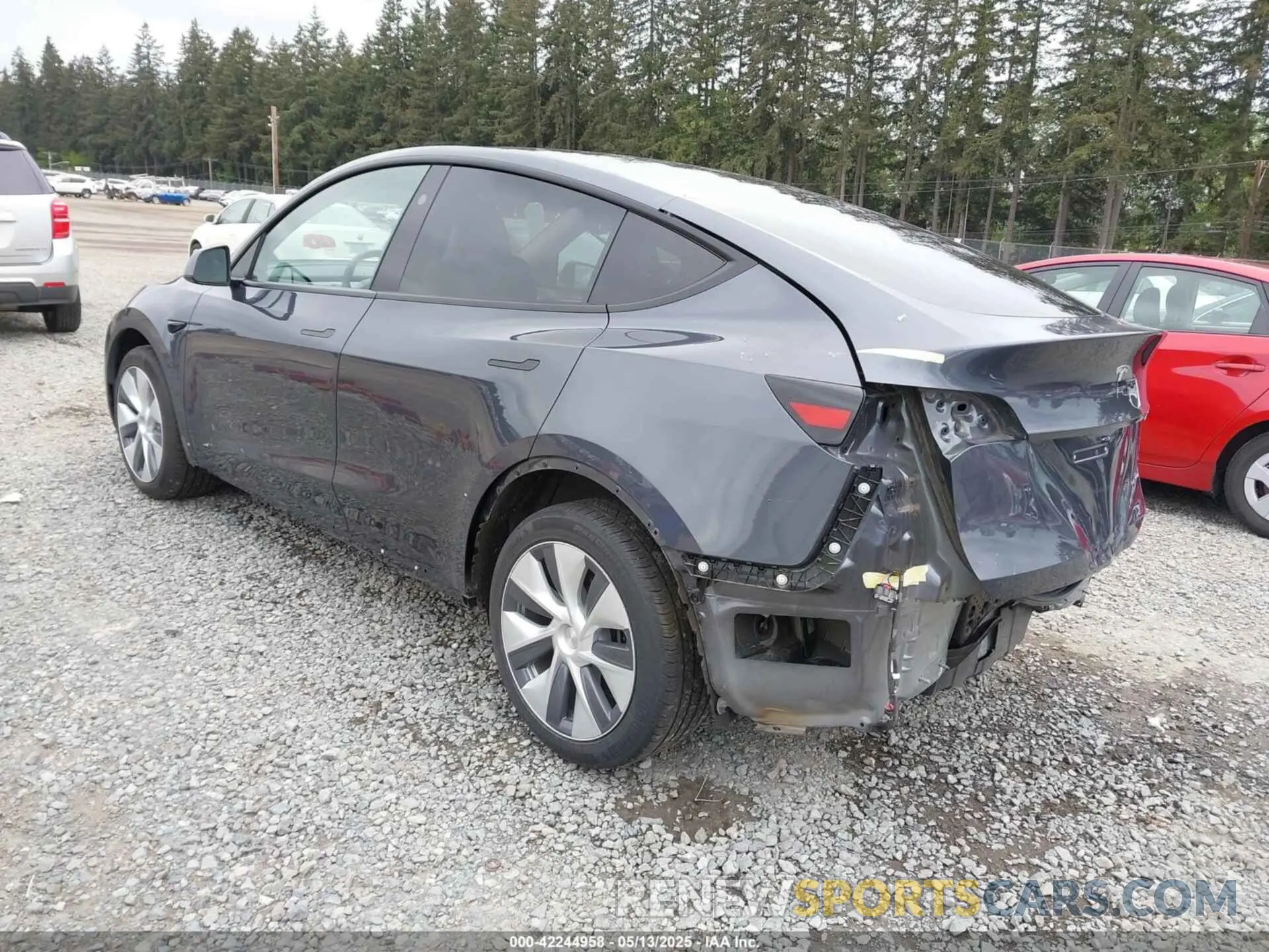 3 Photograph of a damaged car 7SAYGDEE6PF844200 TESLA MODEL Y 2023