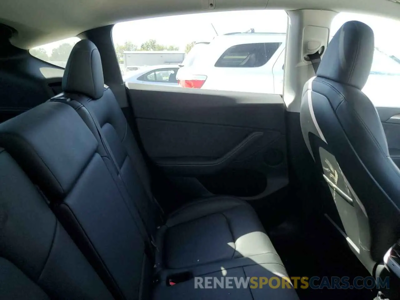 11 Photograph of a damaged car 7SAYGDEE6PF873860 TESLA MODEL Y 2023