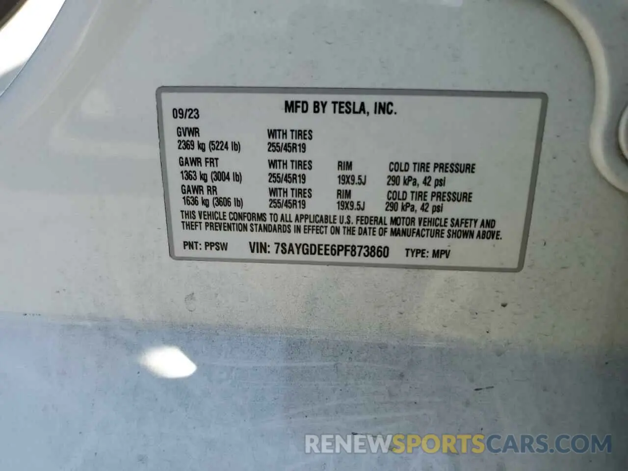 14 Photograph of a damaged car 7SAYGDEE6PF873860 TESLA MODEL Y 2023