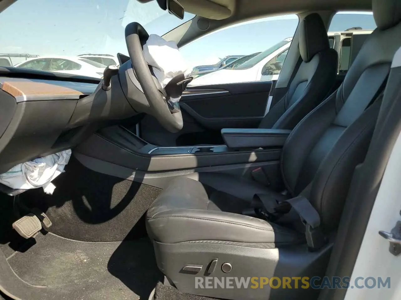 7 Photograph of a damaged car 7SAYGDEE6PF873860 TESLA MODEL Y 2023
