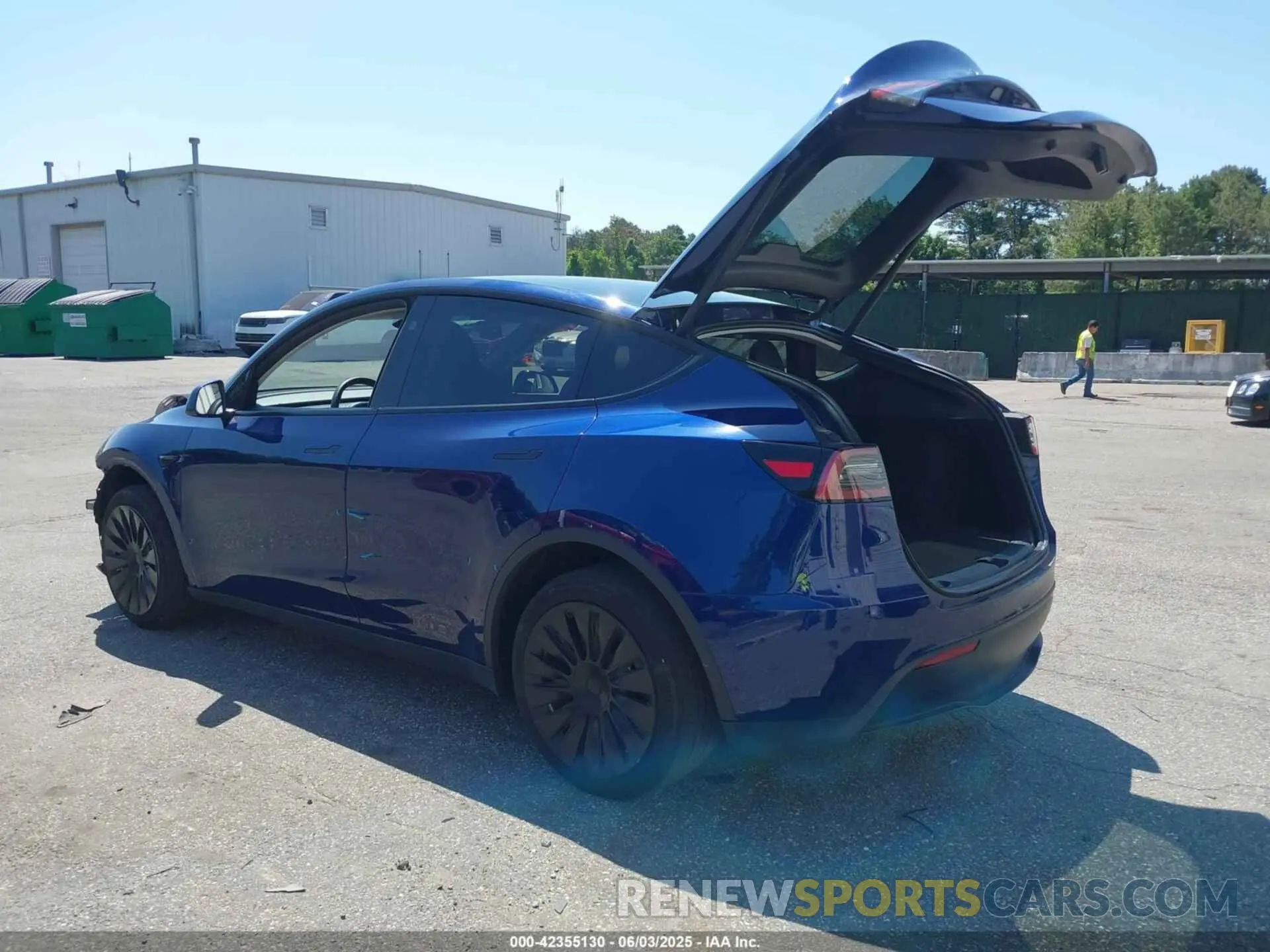3 Photograph of a damaged car 7SAYGDEE6PF876399 TESLA MODEL Y 2023
