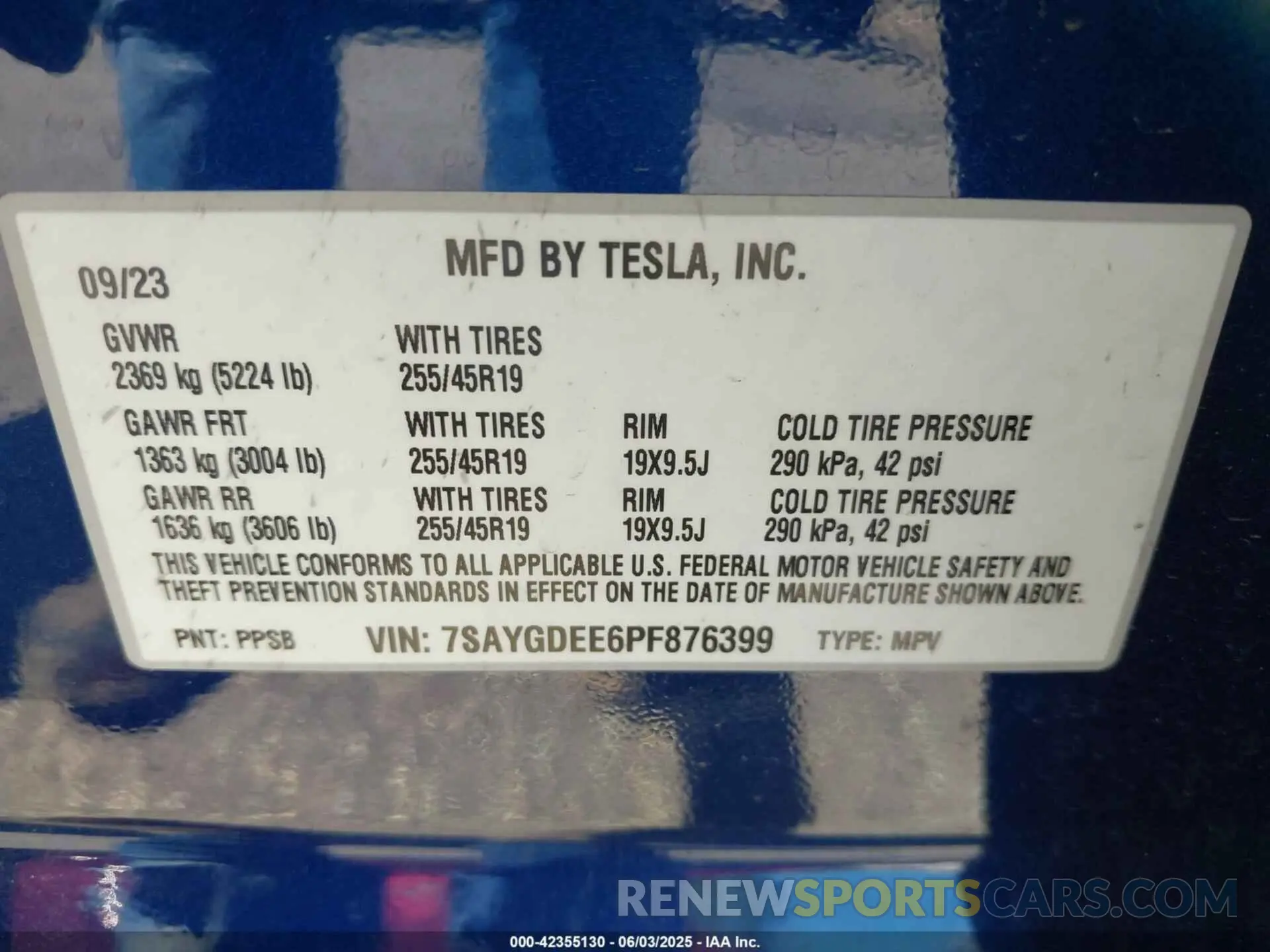 9 Photograph of a damaged car 7SAYGDEE6PF876399 TESLA MODEL Y 2023