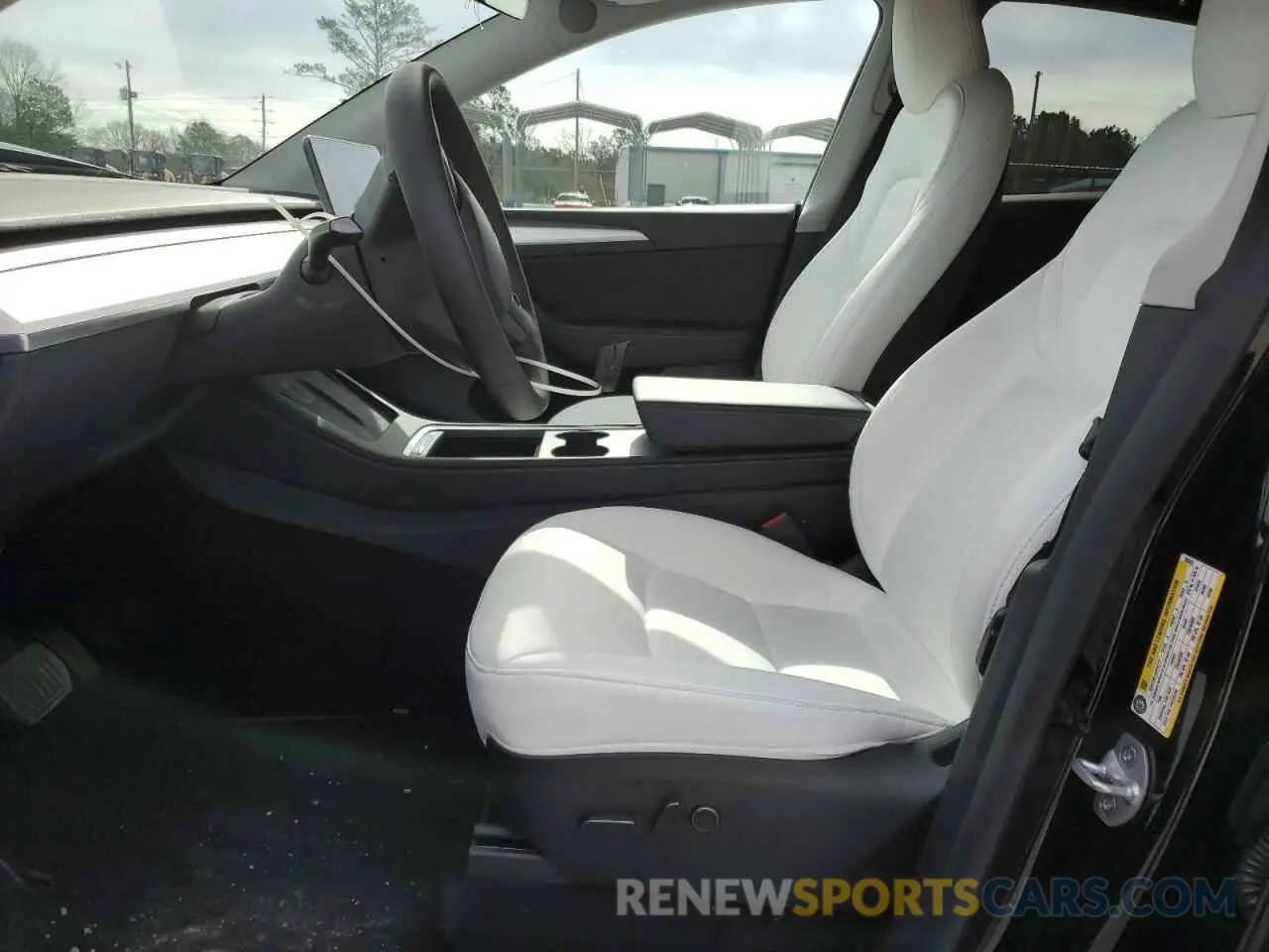 7 Photograph of a damaged car 7SAYGDEE6PF893431 TESLA MODEL Y 2023
