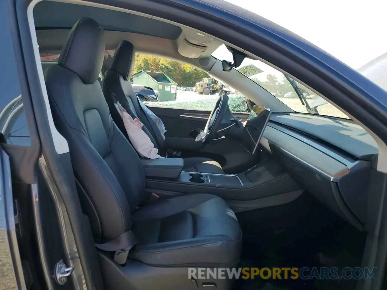 7 Photograph of a damaged car 7SAYGDEE6PF896023 TESLA MODEL Y 2023