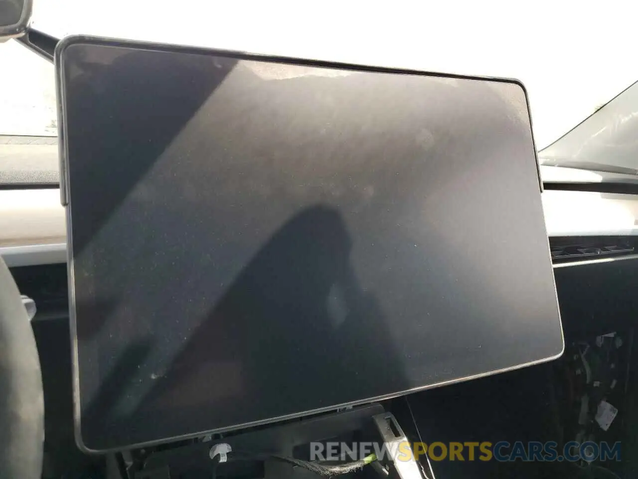 9 Photograph of a damaged car 7SAYGDEE6PF910258 TESLA MODEL Y 2023