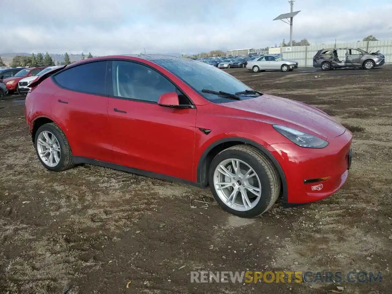 4 Photograph of a damaged car 7SAYGDEE6PF912768 TESLA MODEL Y 2023