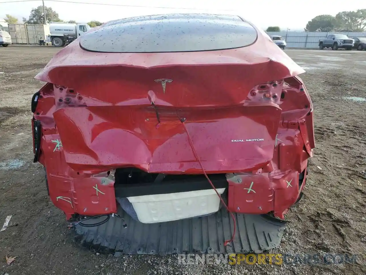 6 Photograph of a damaged car 7SAYGDEE6PF912768 TESLA MODEL Y 2023