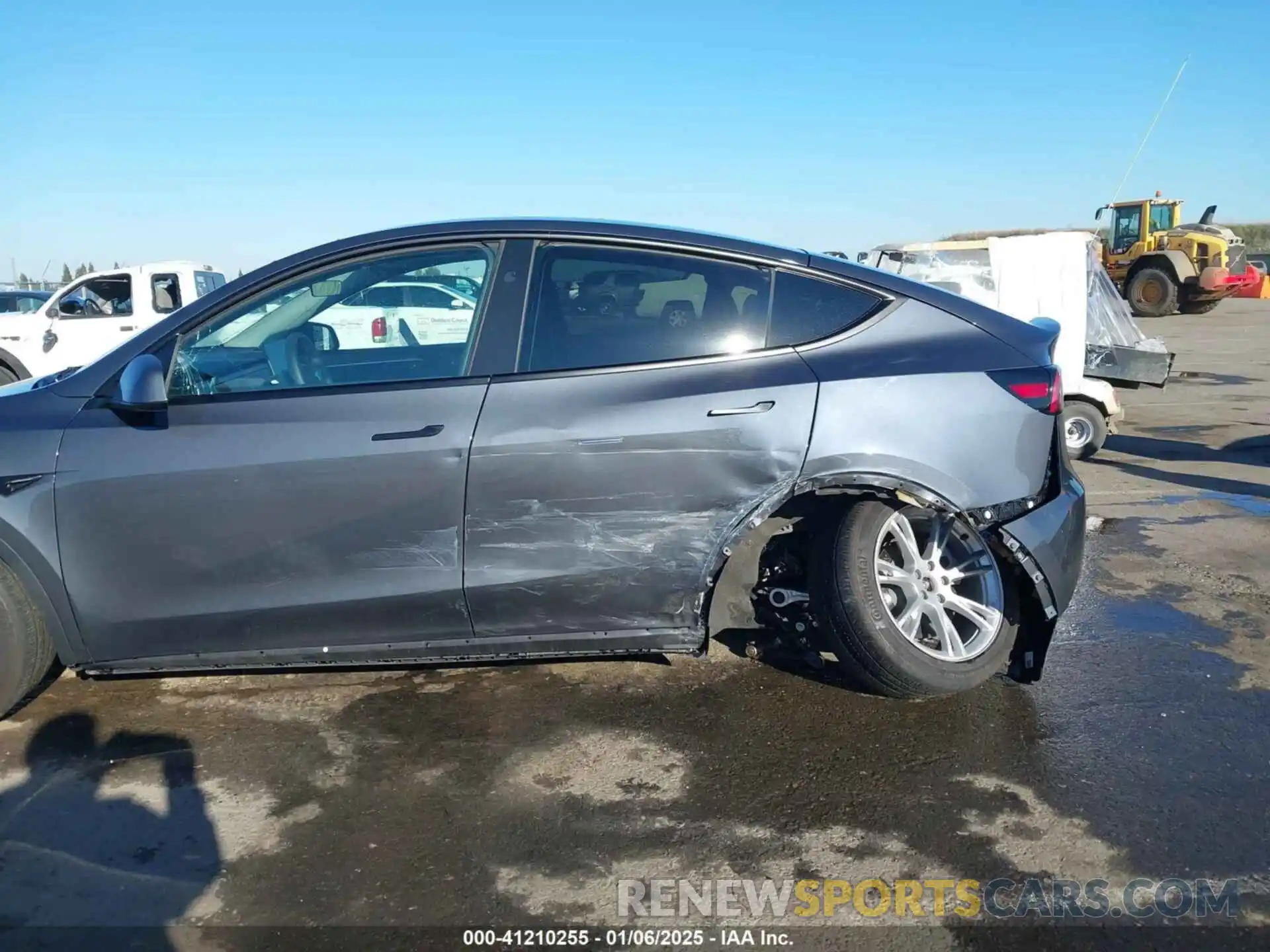 6 Photograph of a damaged car 7SAYGDEE6PF979984 TESLA MODEL Y 2023