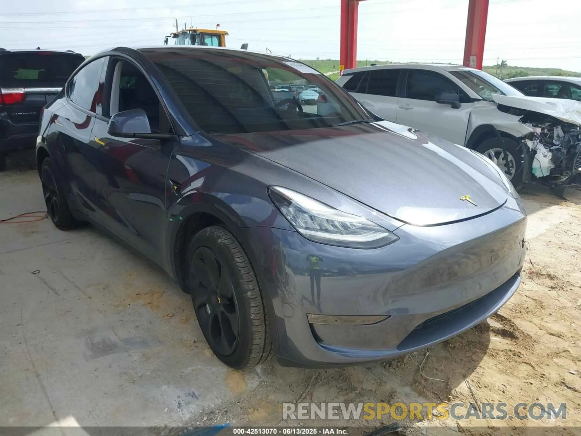 1 Photograph of a damaged car 7SAYGDEE7PA037763 TESLA MODEL Y 2023