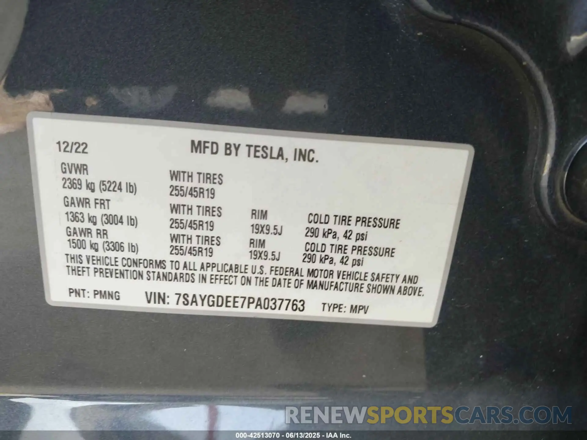 9 Photograph of a damaged car 7SAYGDEE7PA037763 TESLA MODEL Y 2023