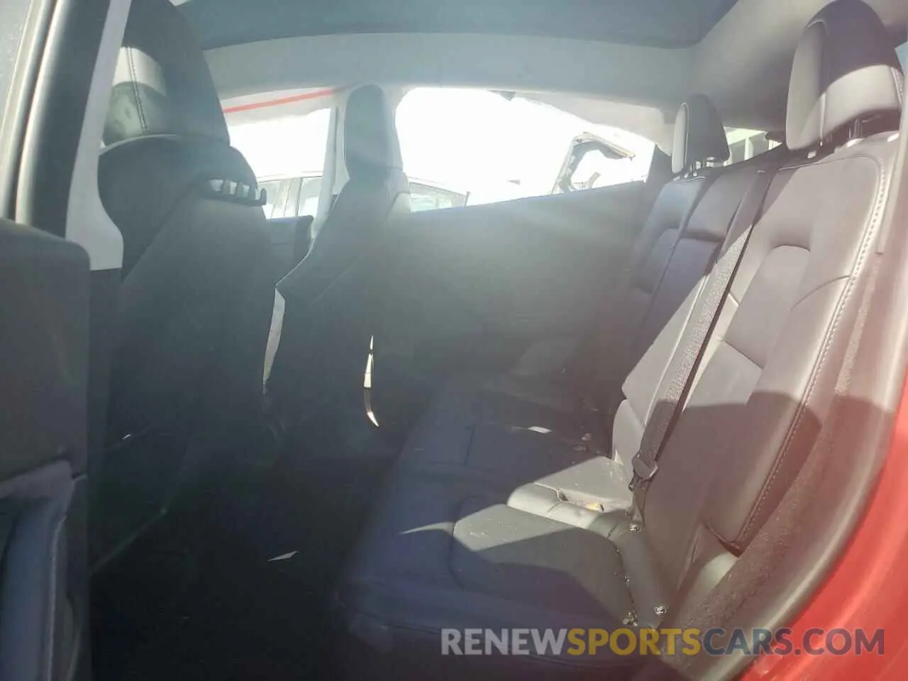 10 Photograph of a damaged car 7SAYGDEE7PA044518 TESLA MODEL Y 2023