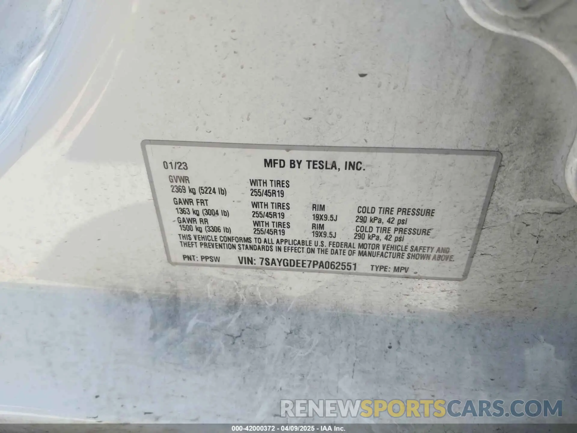 9 Photograph of a damaged car 7SAYGDEE7PA062551 TESLA MODEL Y 2023