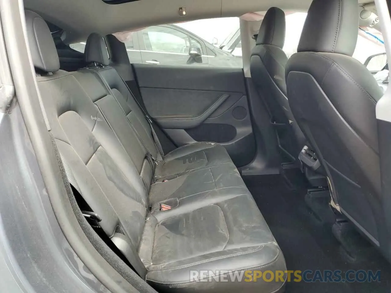 11 Photograph of a damaged car 7SAYGDEE7PA079740 TESLA MODEL Y 2023