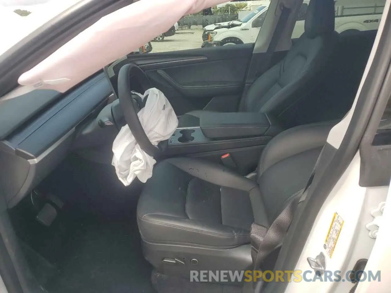 7 Photograph of a damaged car 7SAYGDEE7PA086333 TESLA MODEL Y 2023