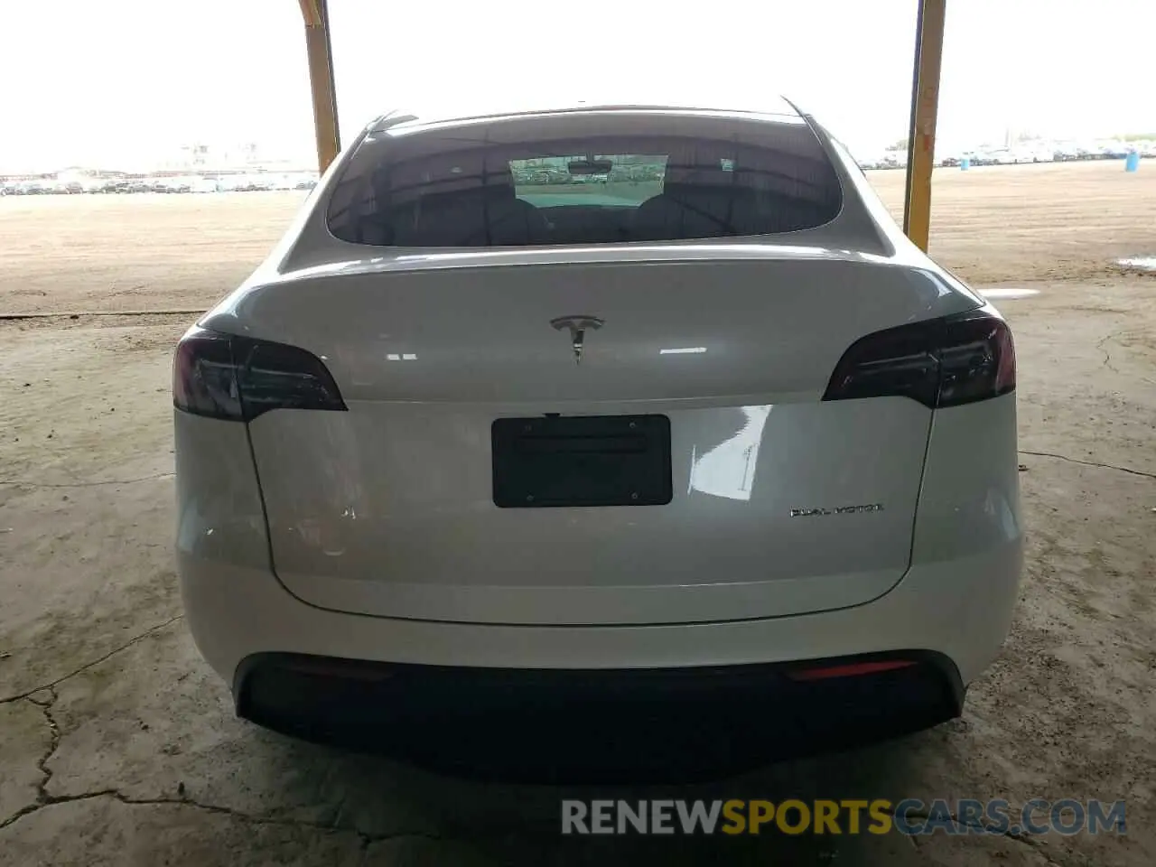 6 Photograph of a damaged car 7SAYGDEE7PA097462 TESLA MODEL Y 2023